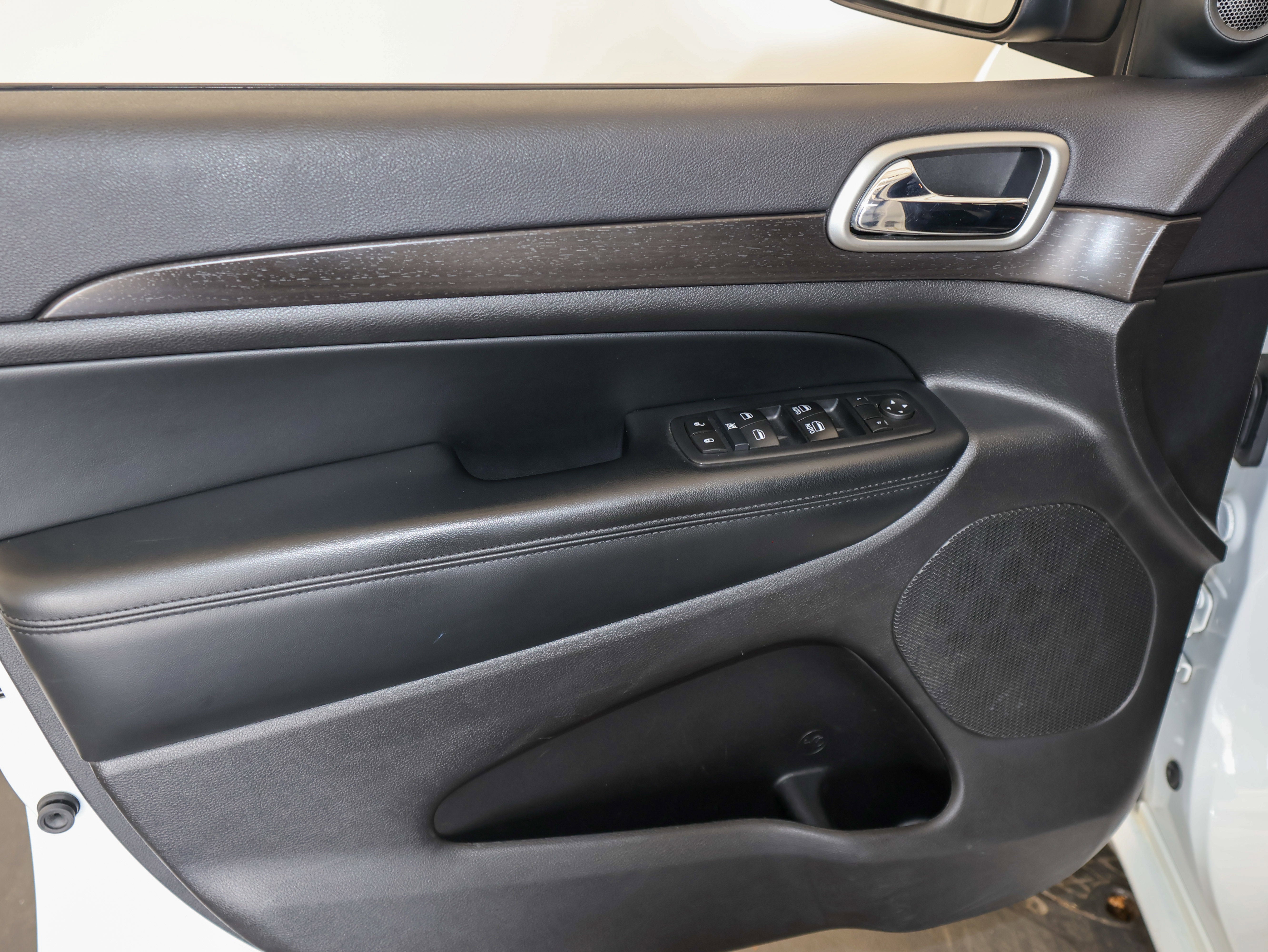 2017 Jeep Grand Cherokee Altitude