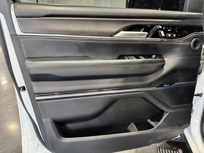 2025 Jeep Grand Wagoneer L Series III Obsidian