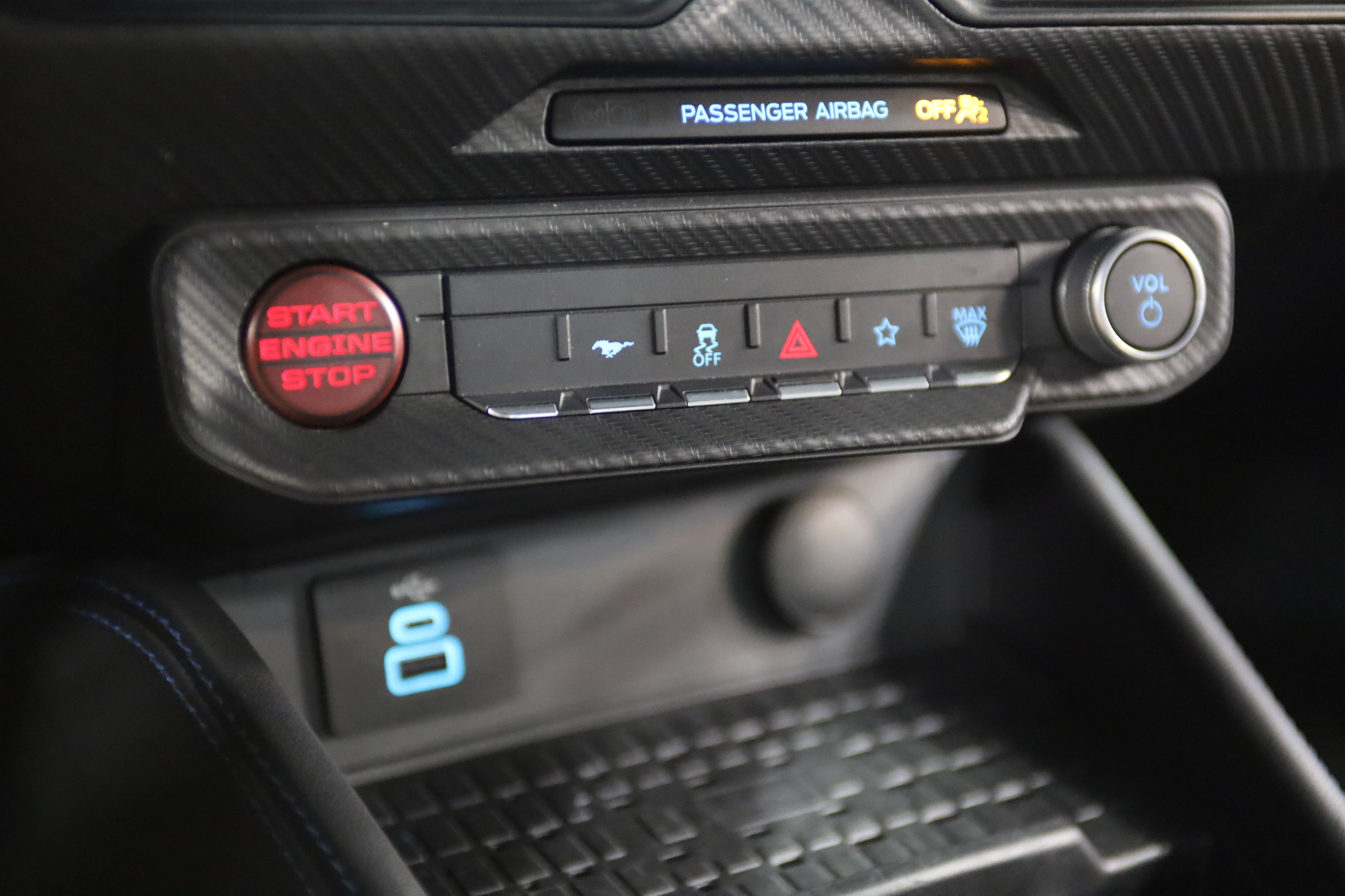 2024 Ford Mustang Dark Horse