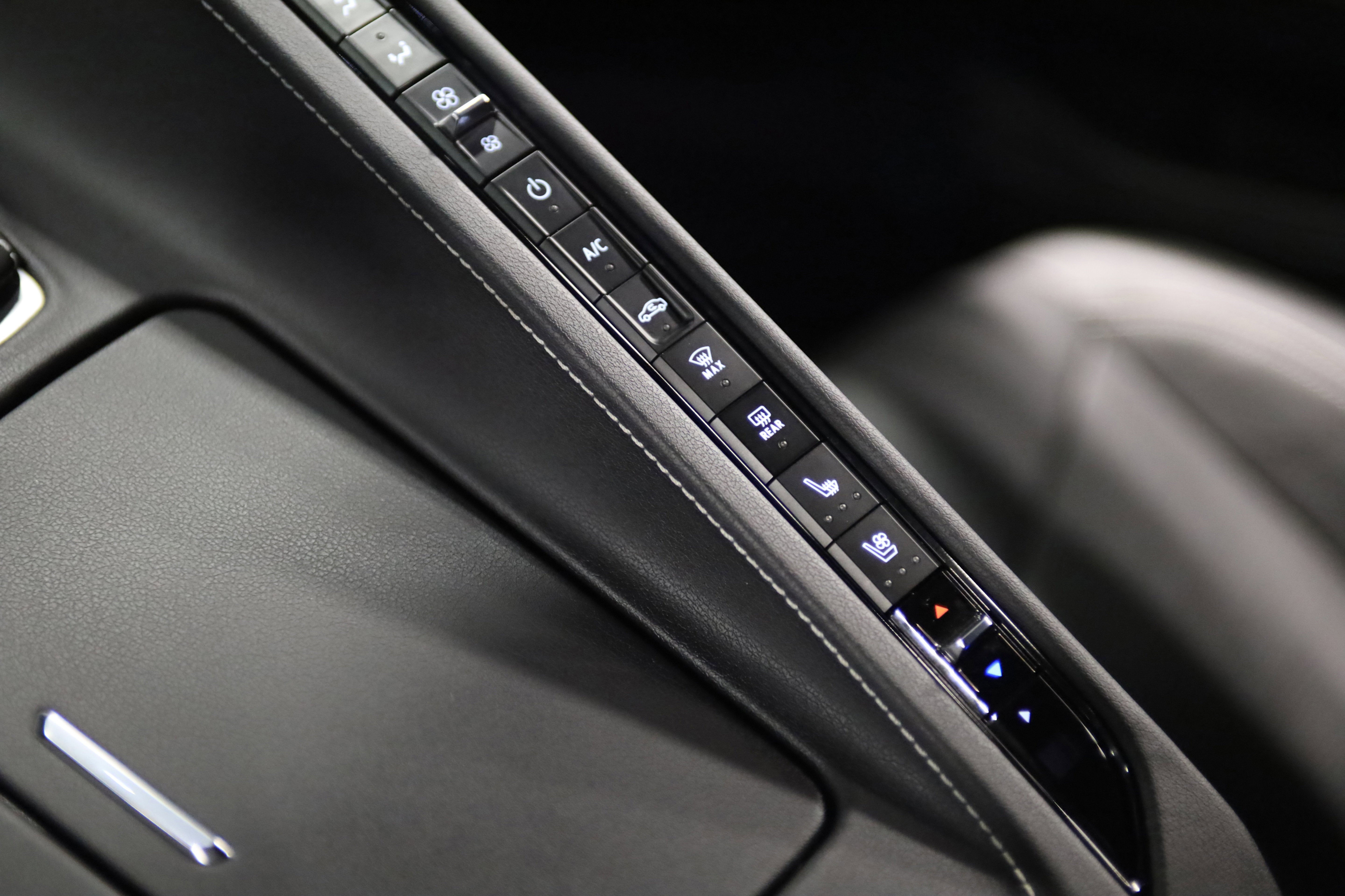 2023 Chevrolet Corvette 2LT