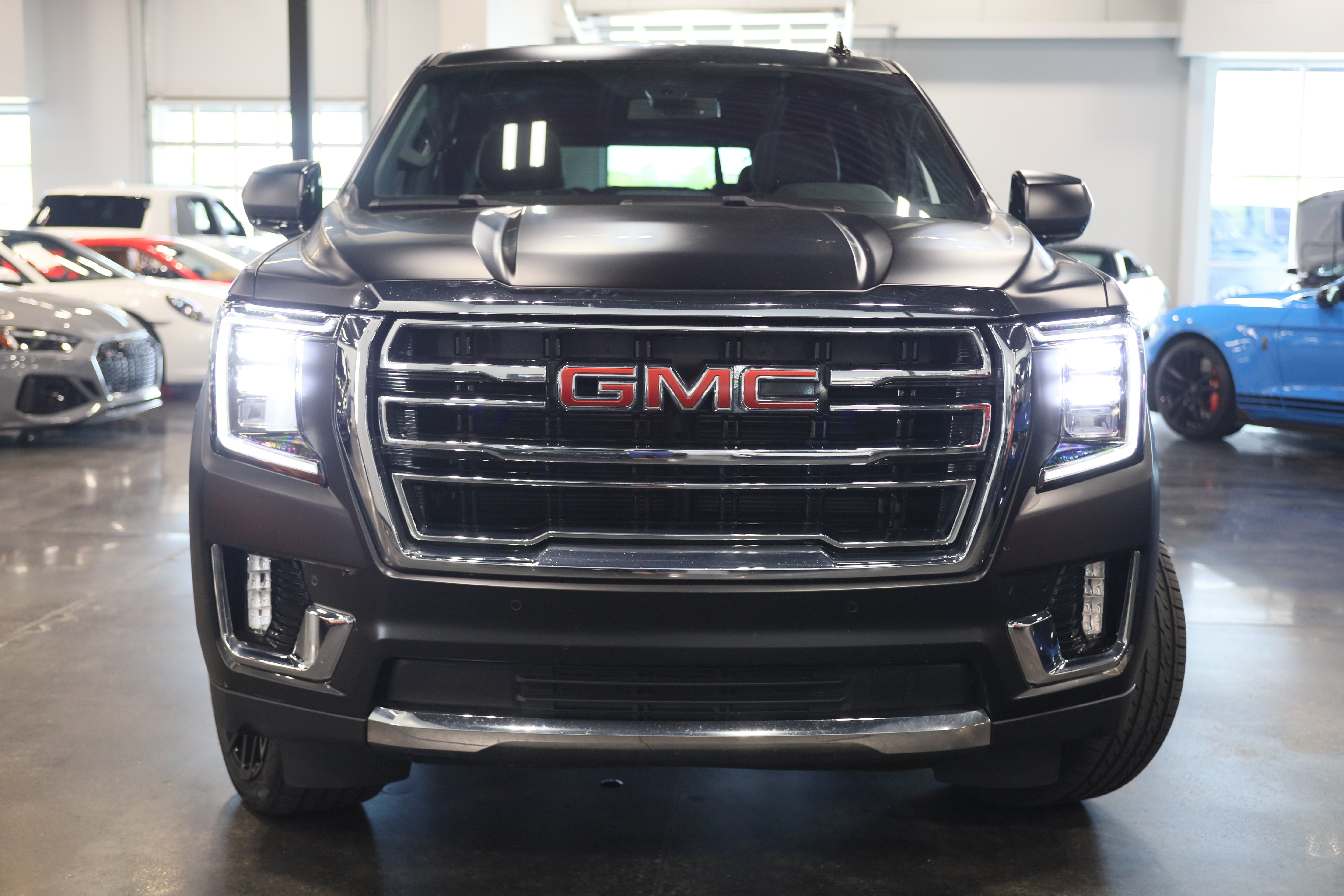 2022 GMC Yukon SLT