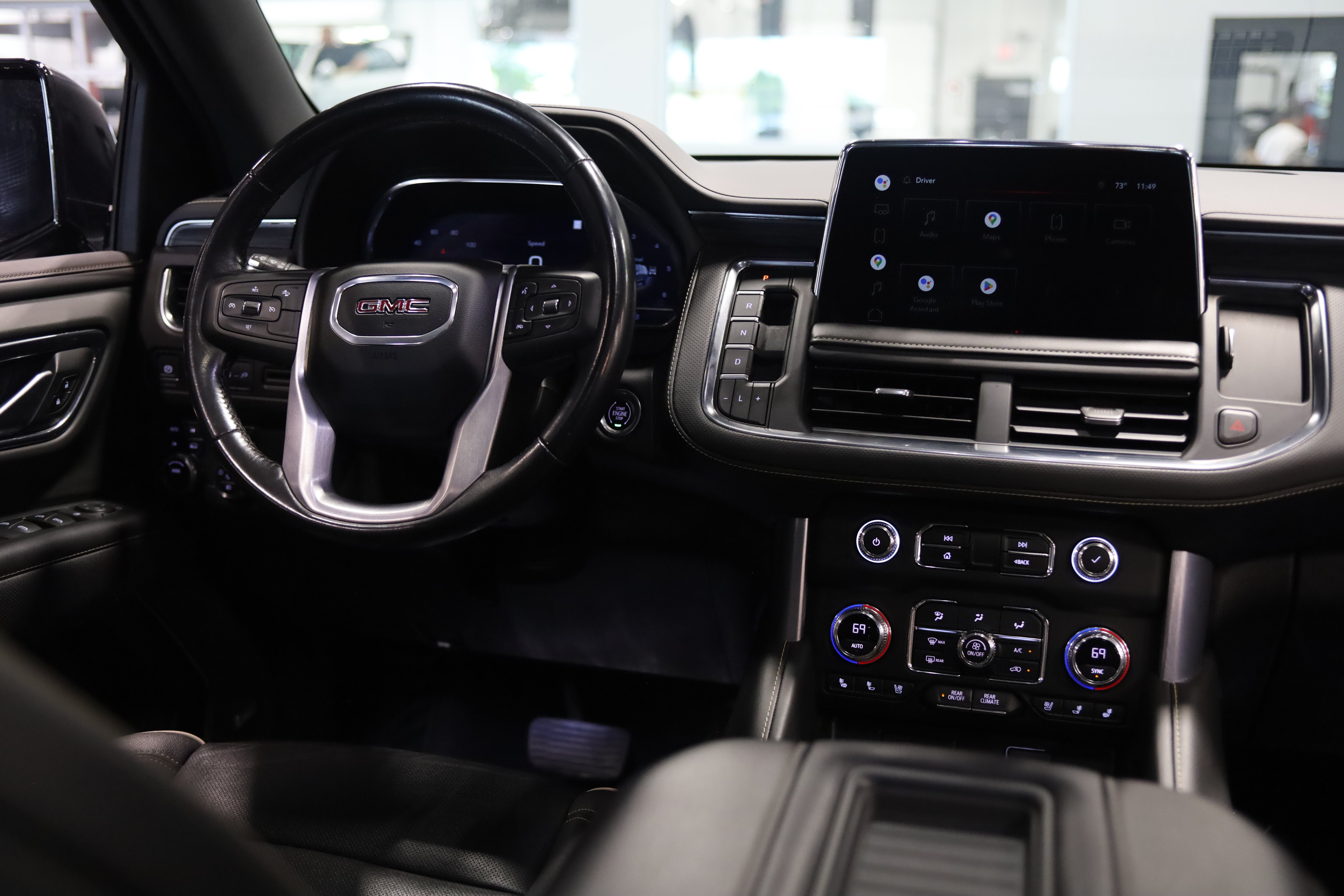 2022 GMC Yukon SLT
