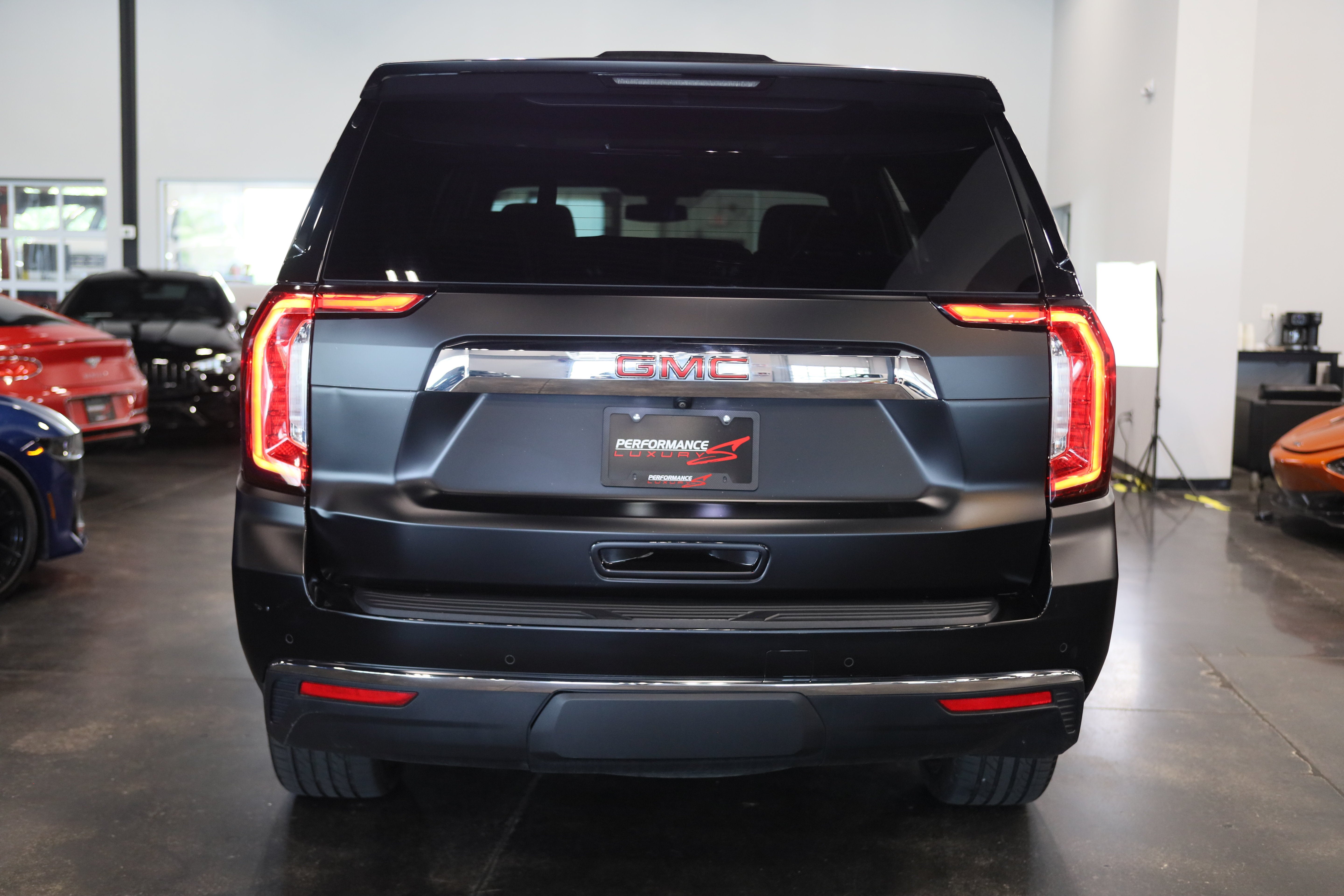 2022 GMC Yukon SLT