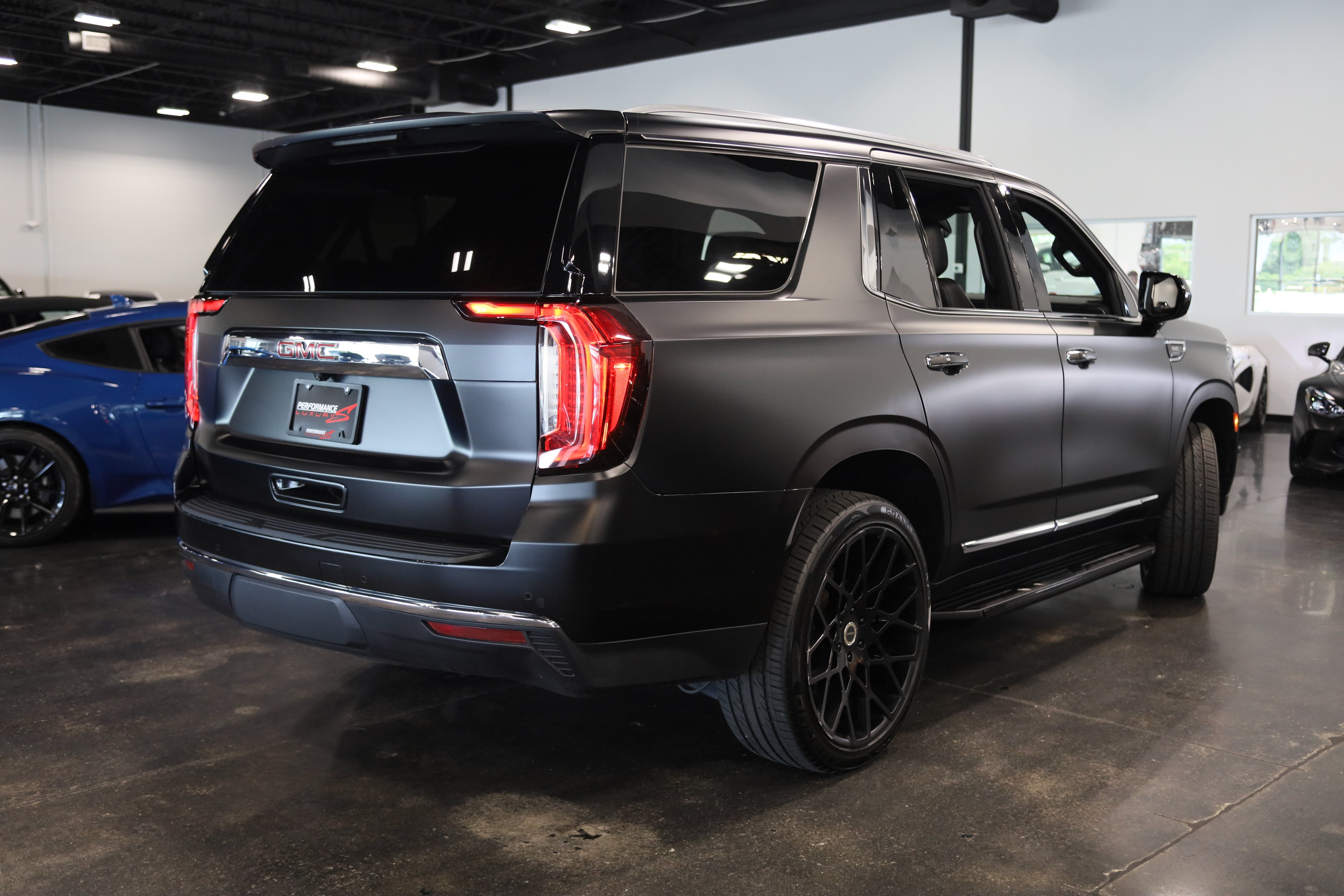 2022 GMC Yukon SLT