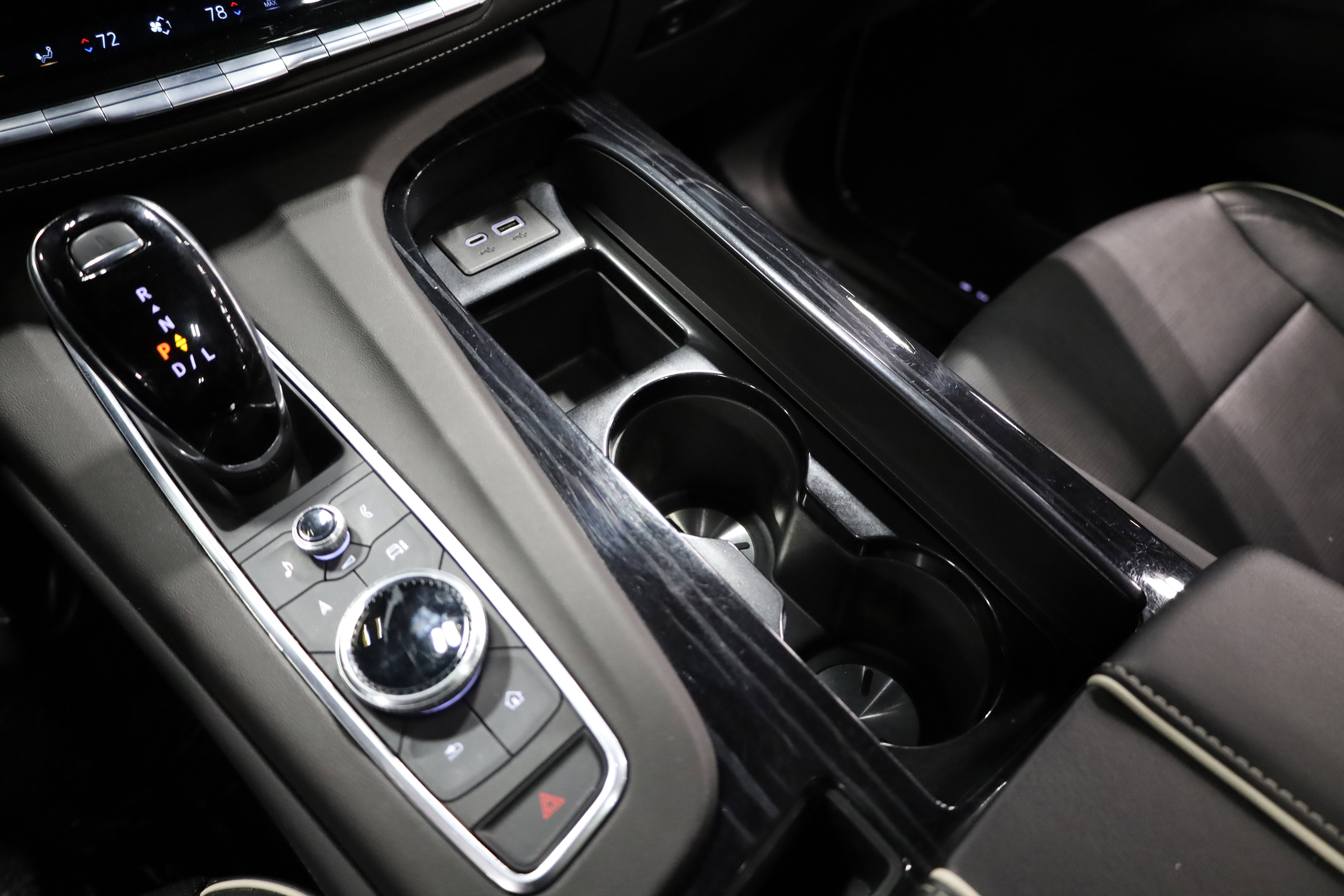 2022 Cadillac Escalade Sport