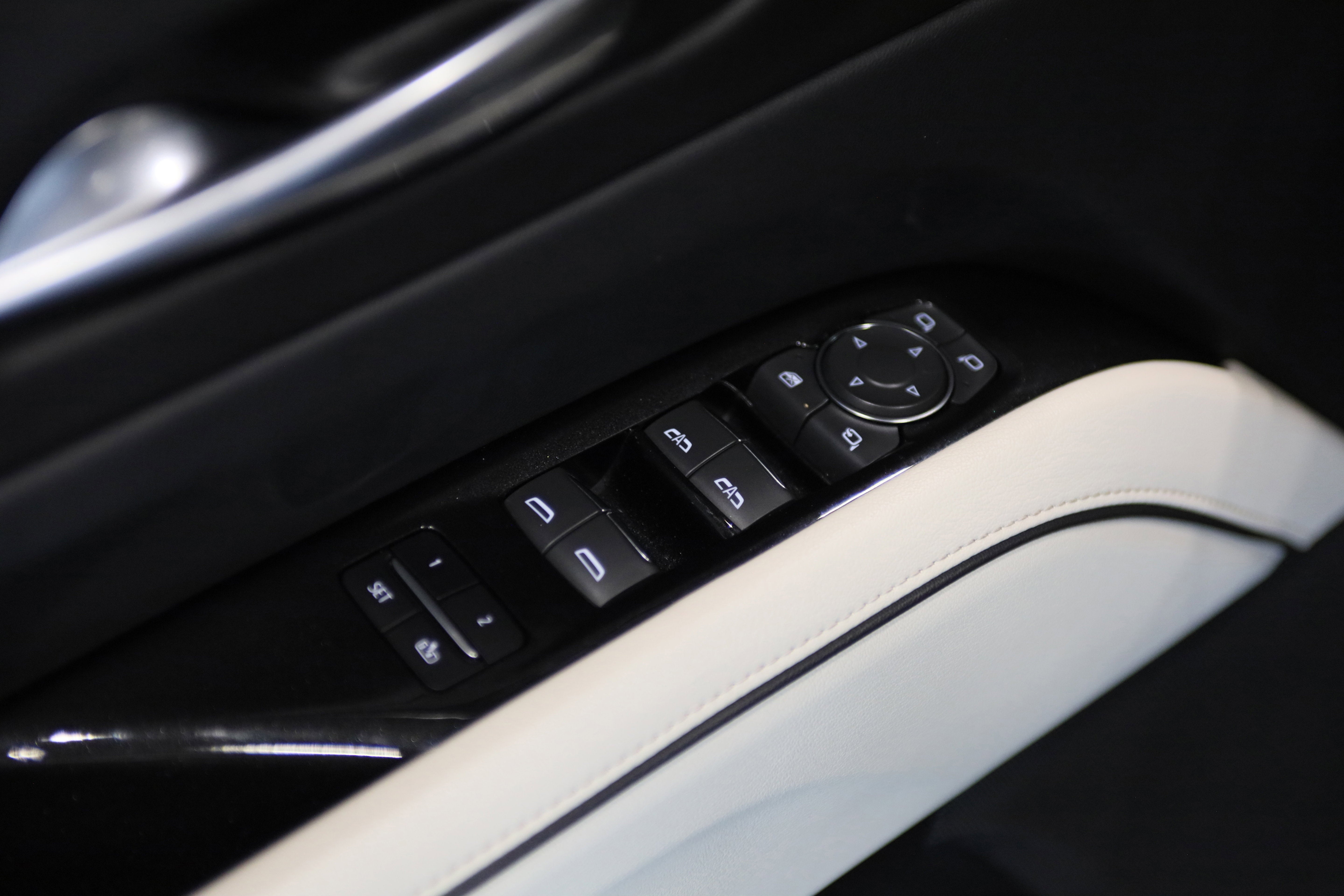 2022 Cadillac Escalade Sport