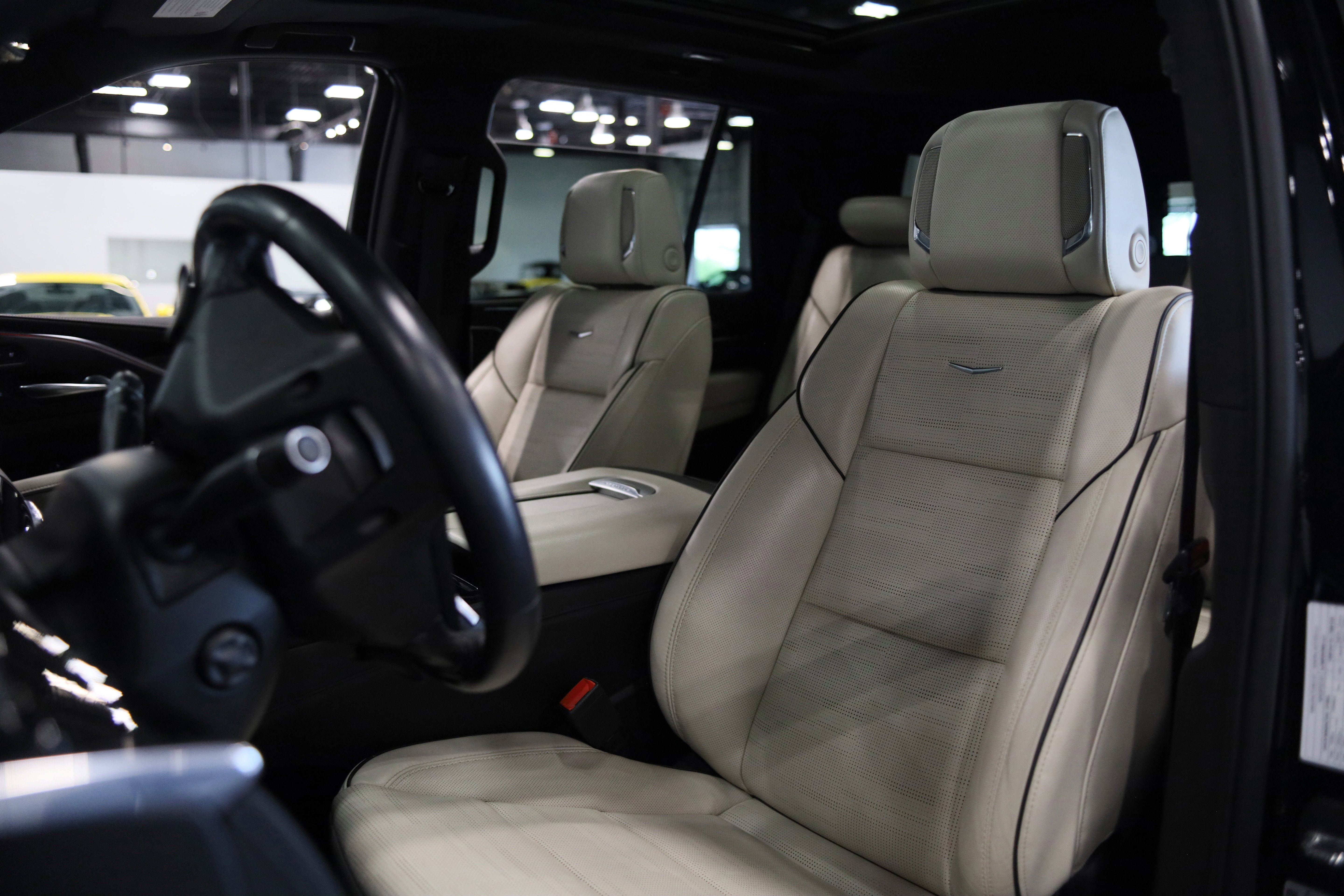 2022 Cadillac Escalade Sport