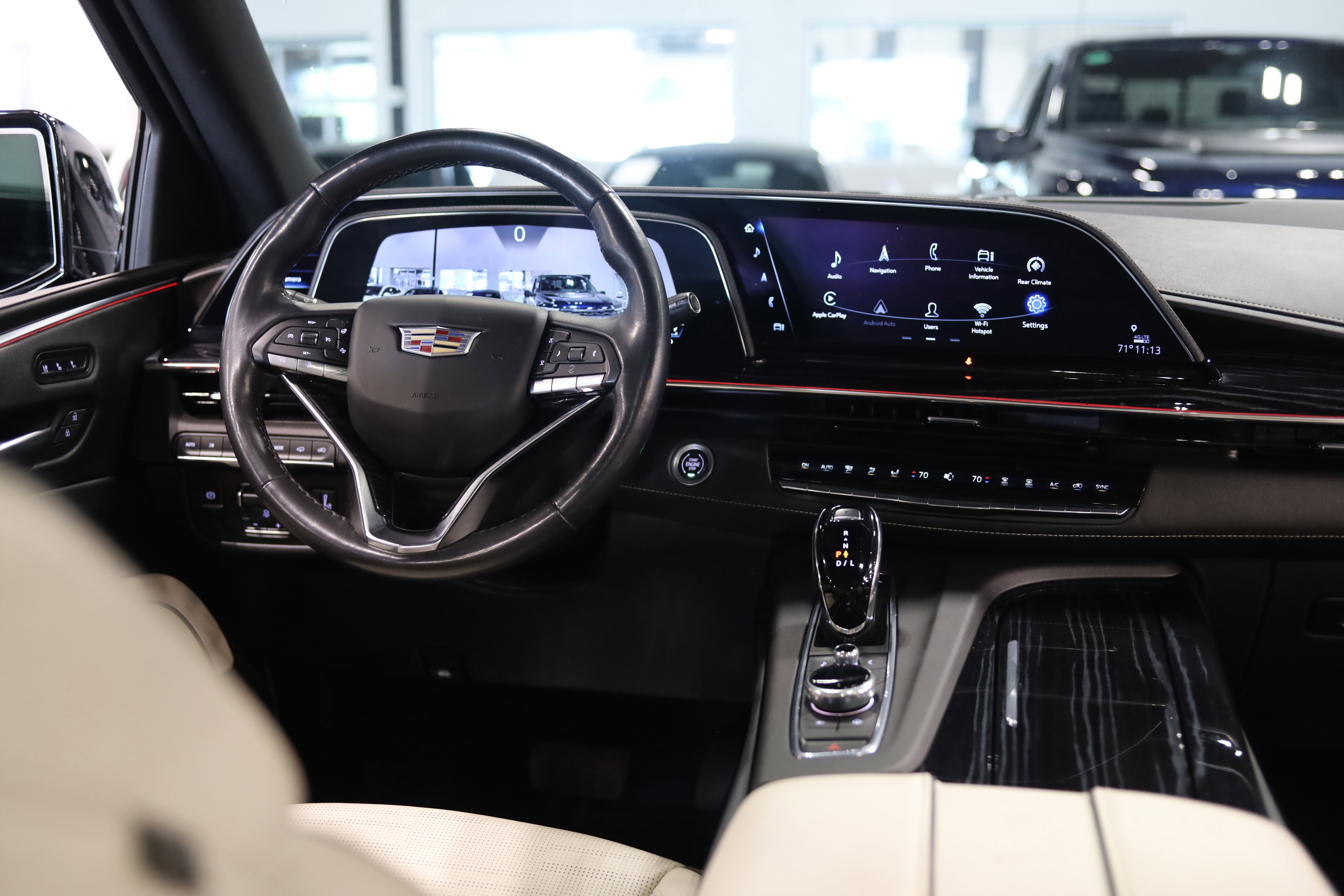 2022 Cadillac Escalade Sport