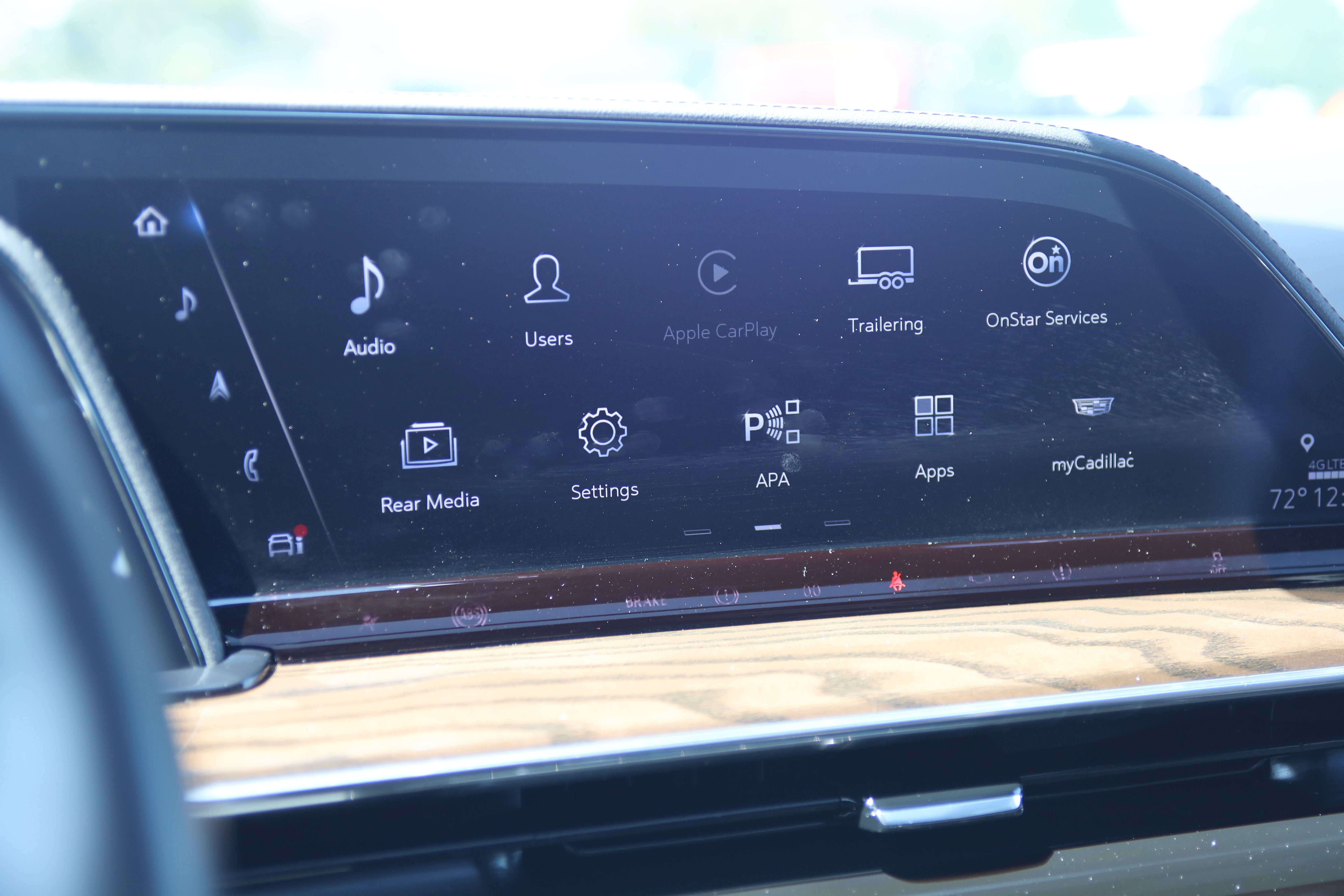 2024 Cadillac Escalade 4WD Sport Platinum
