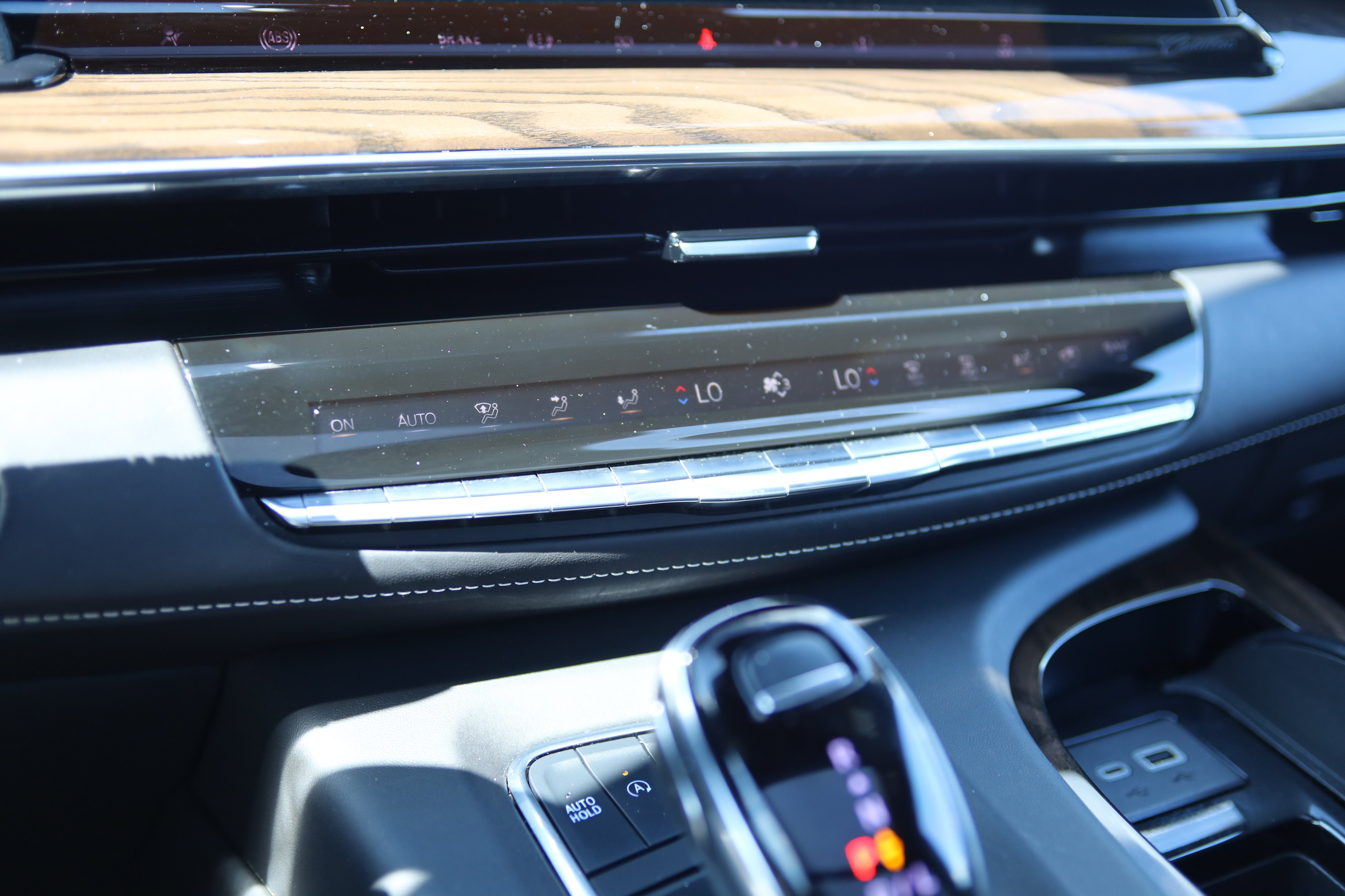 2024 Cadillac Escalade 4WD Sport Platinum