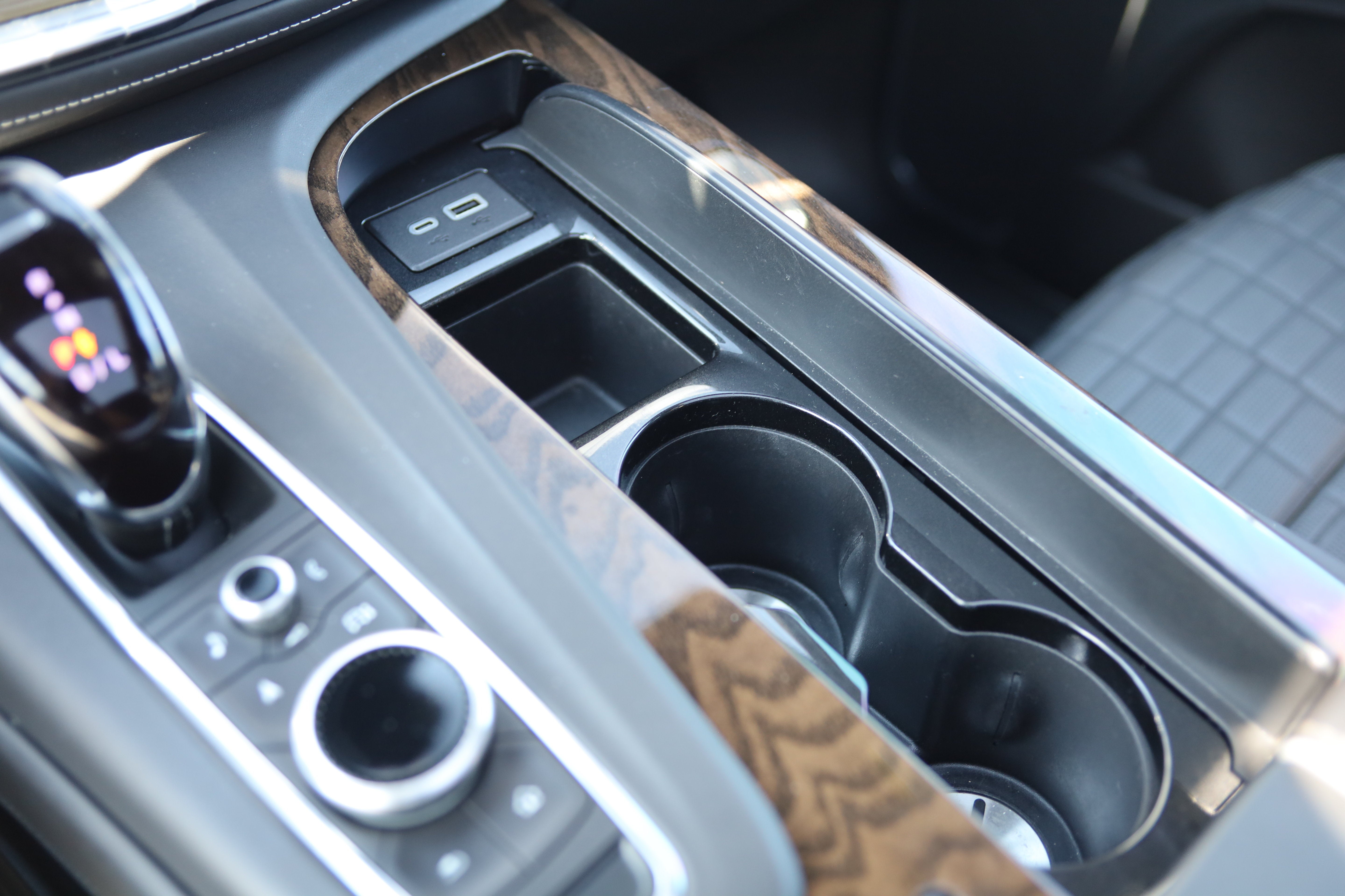 2024 Cadillac Escalade 4WD Sport Platinum