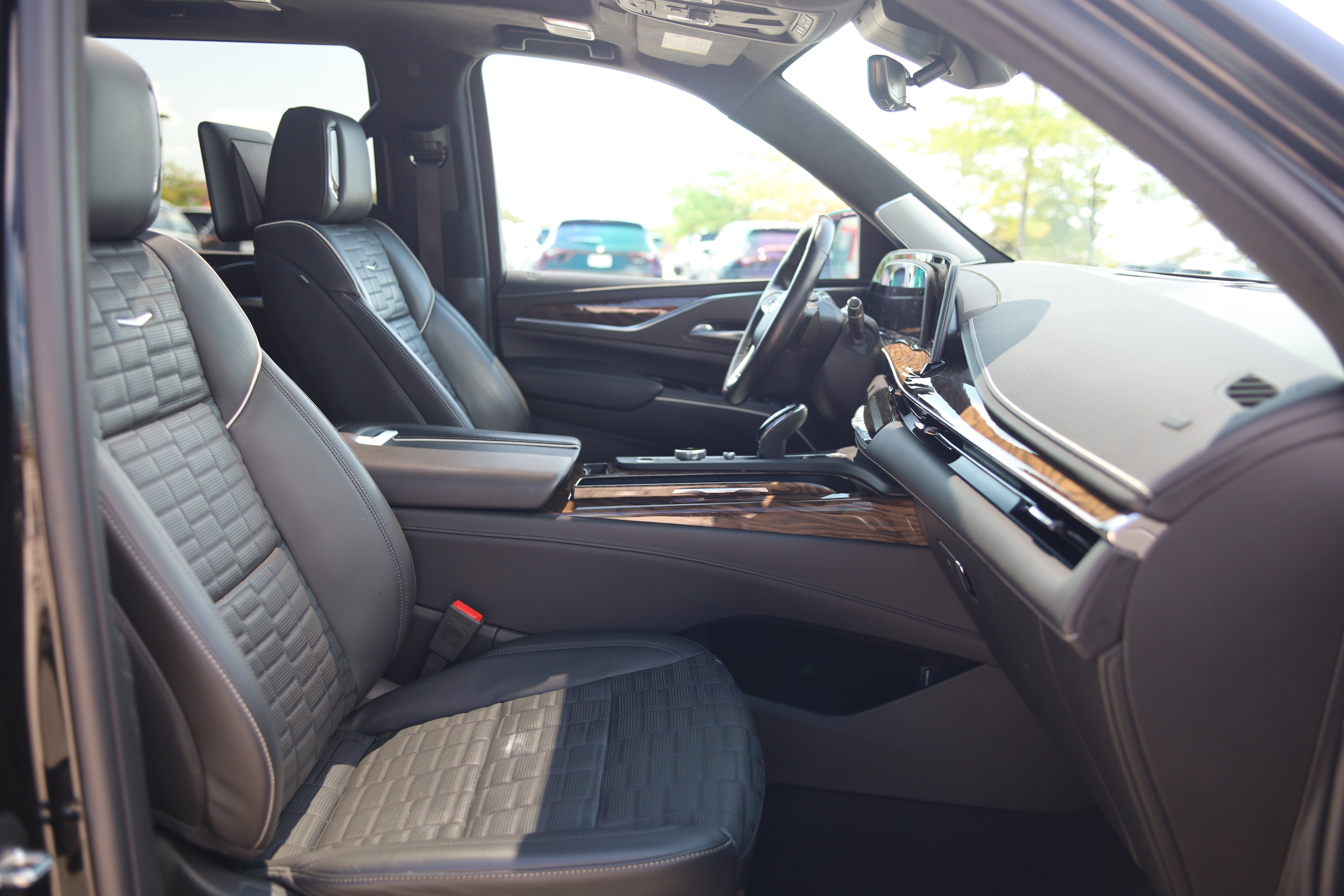 2024 Cadillac Escalade 4WD Sport Platinum