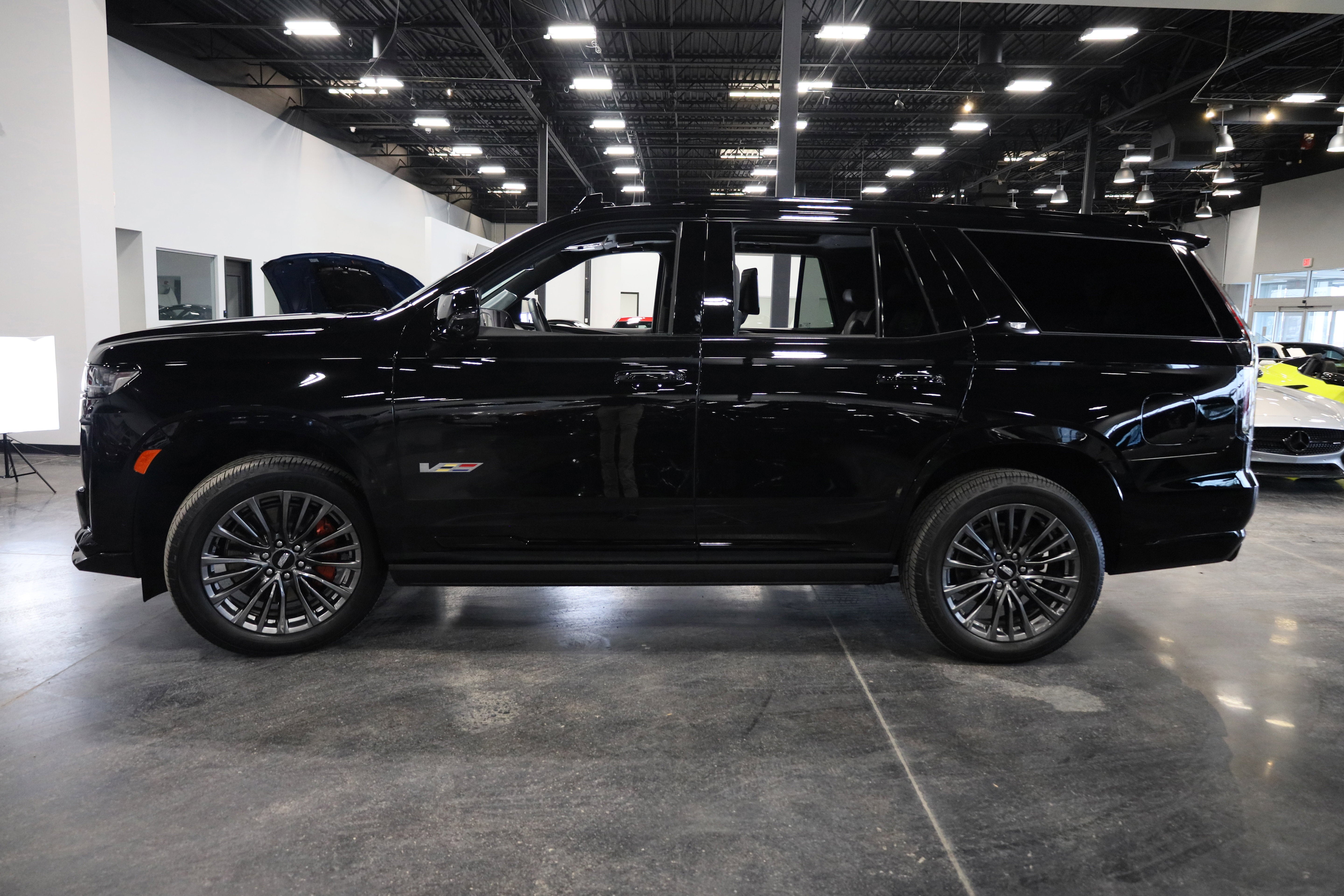 2023 Cadillac Escalade AWD V-Series