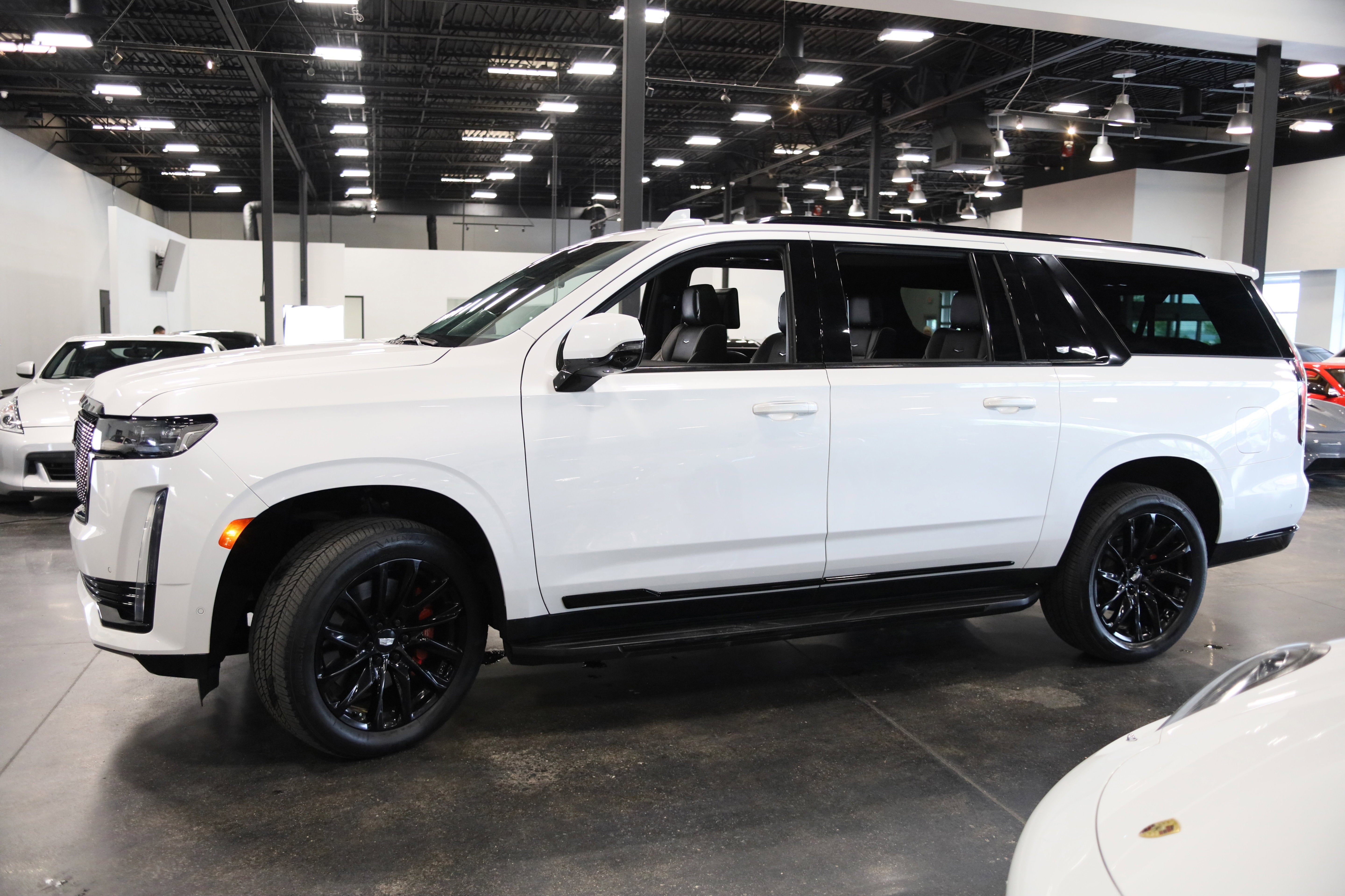 2021 Cadillac Escalade ESV Sport