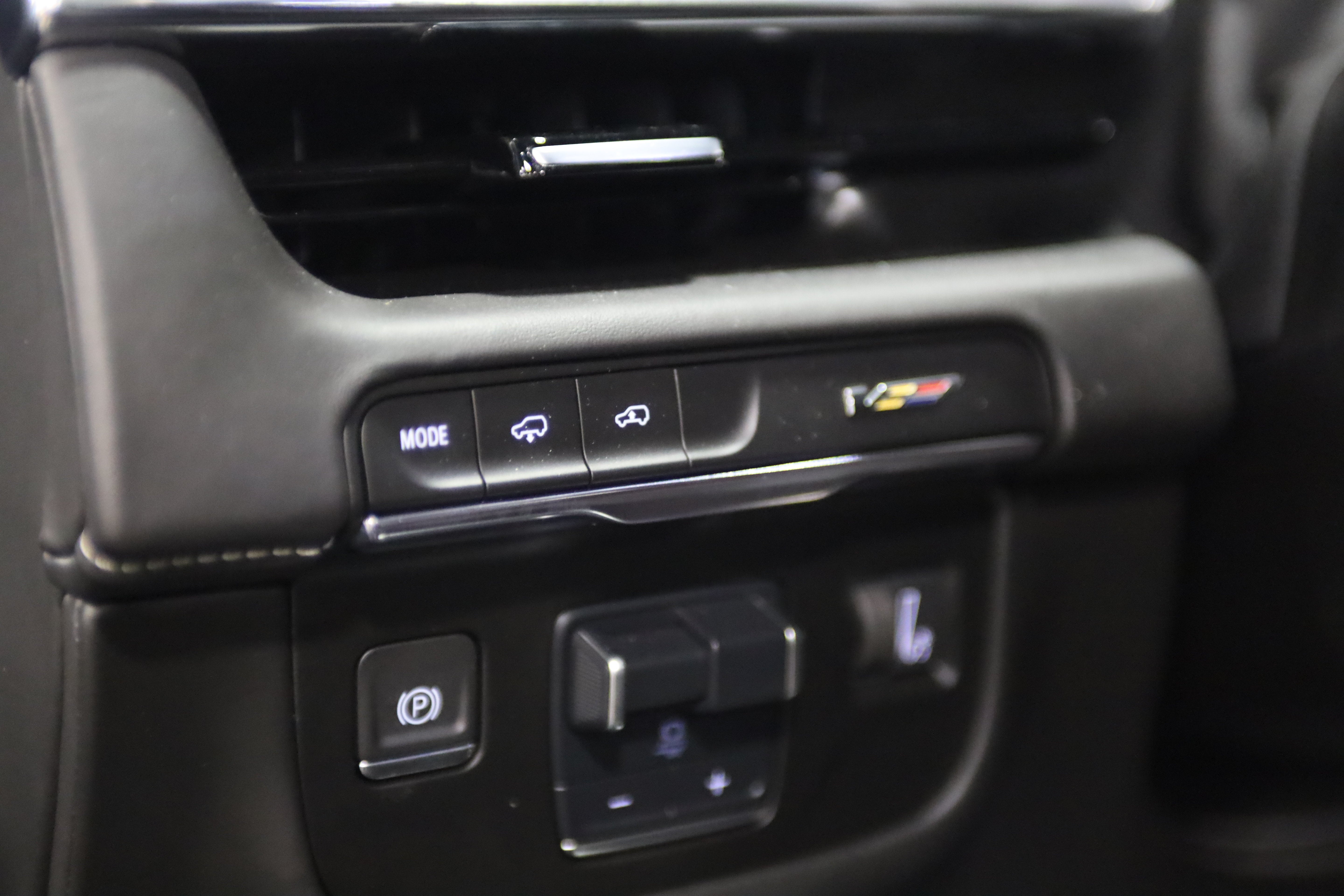 2024 Cadillac Escalade ESV AWD V-Series