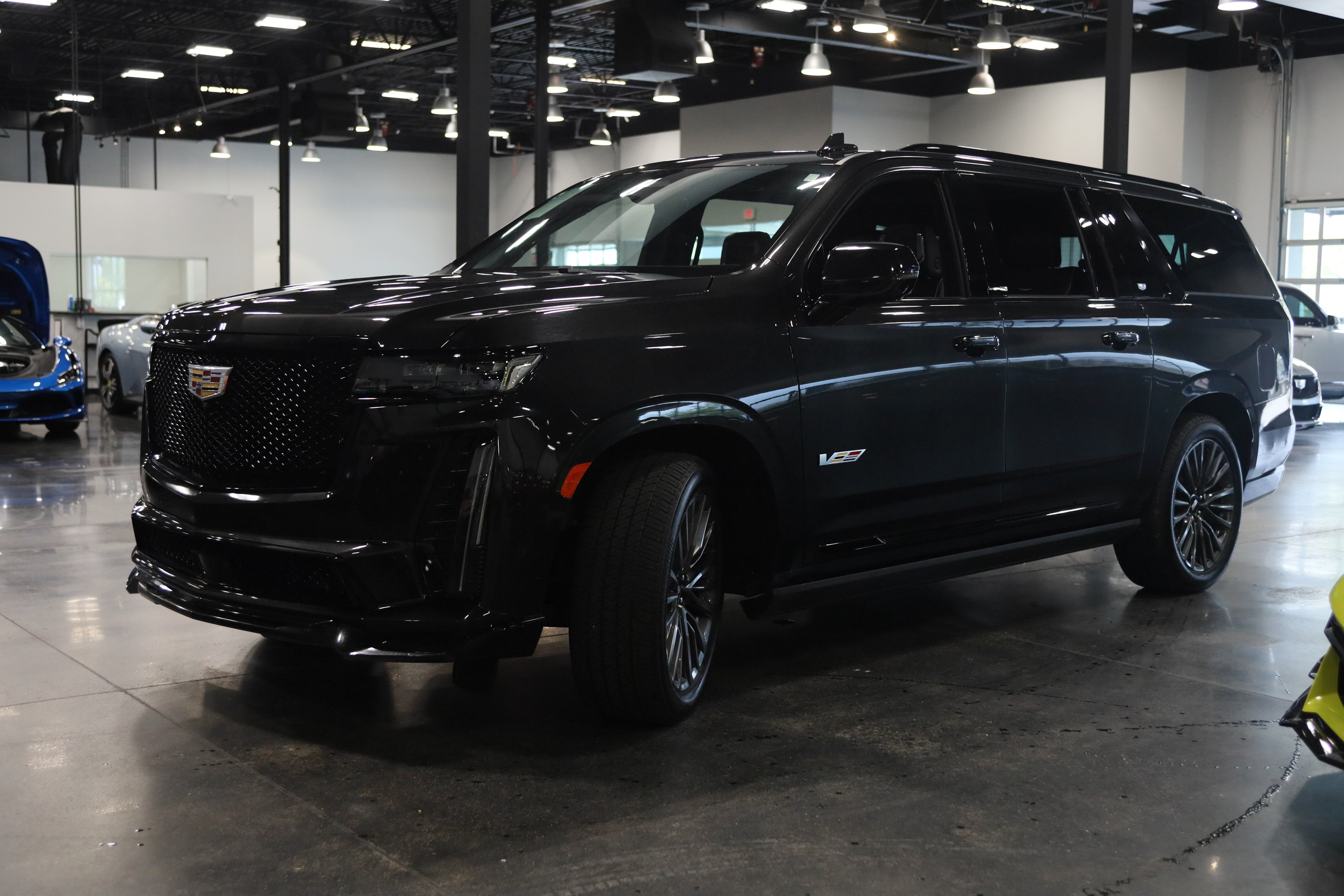 2024 Cadillac Escalade ESV AWD V-Series