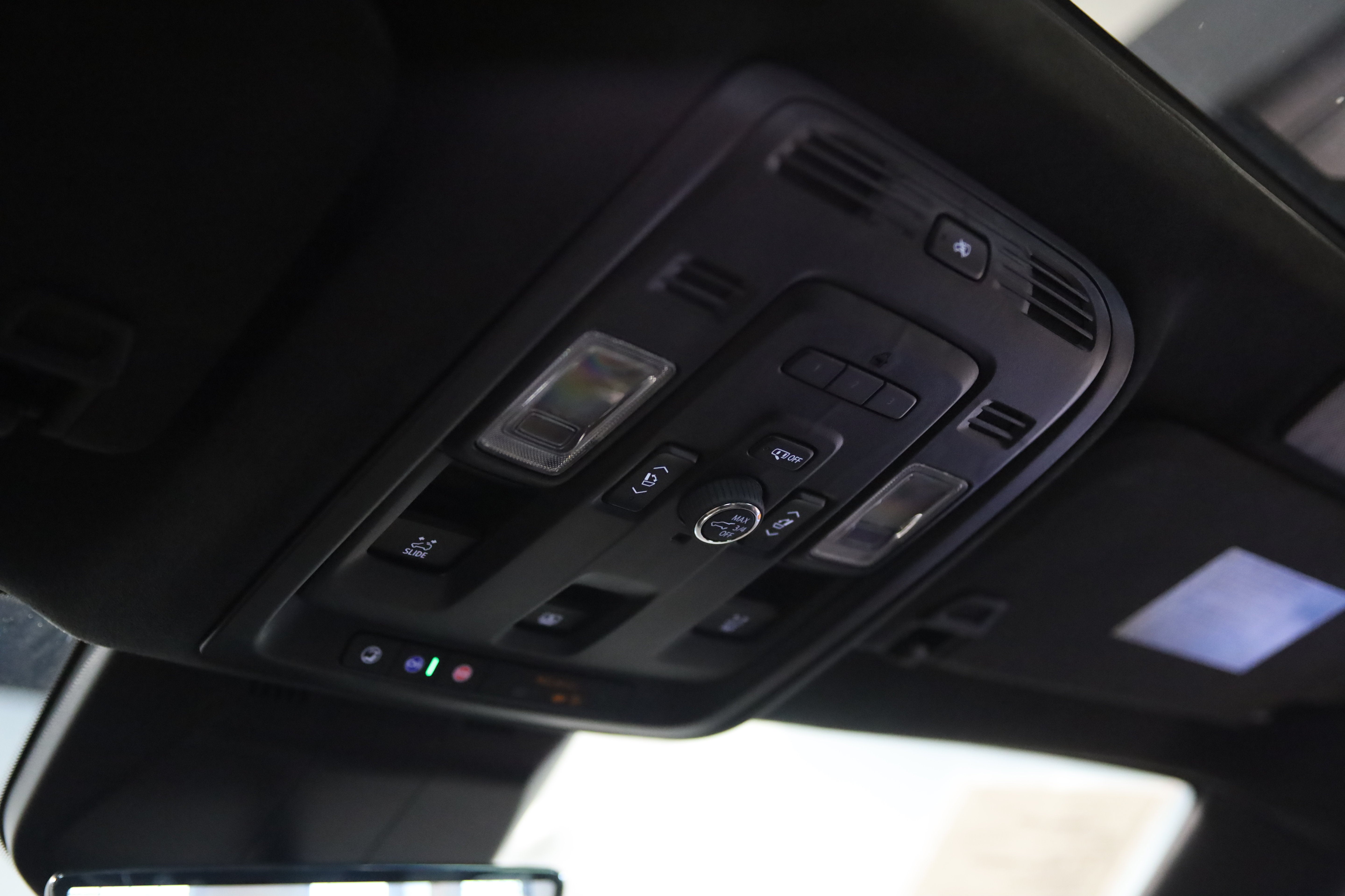 2024 Cadillac Escalade ESV AWD V-Series