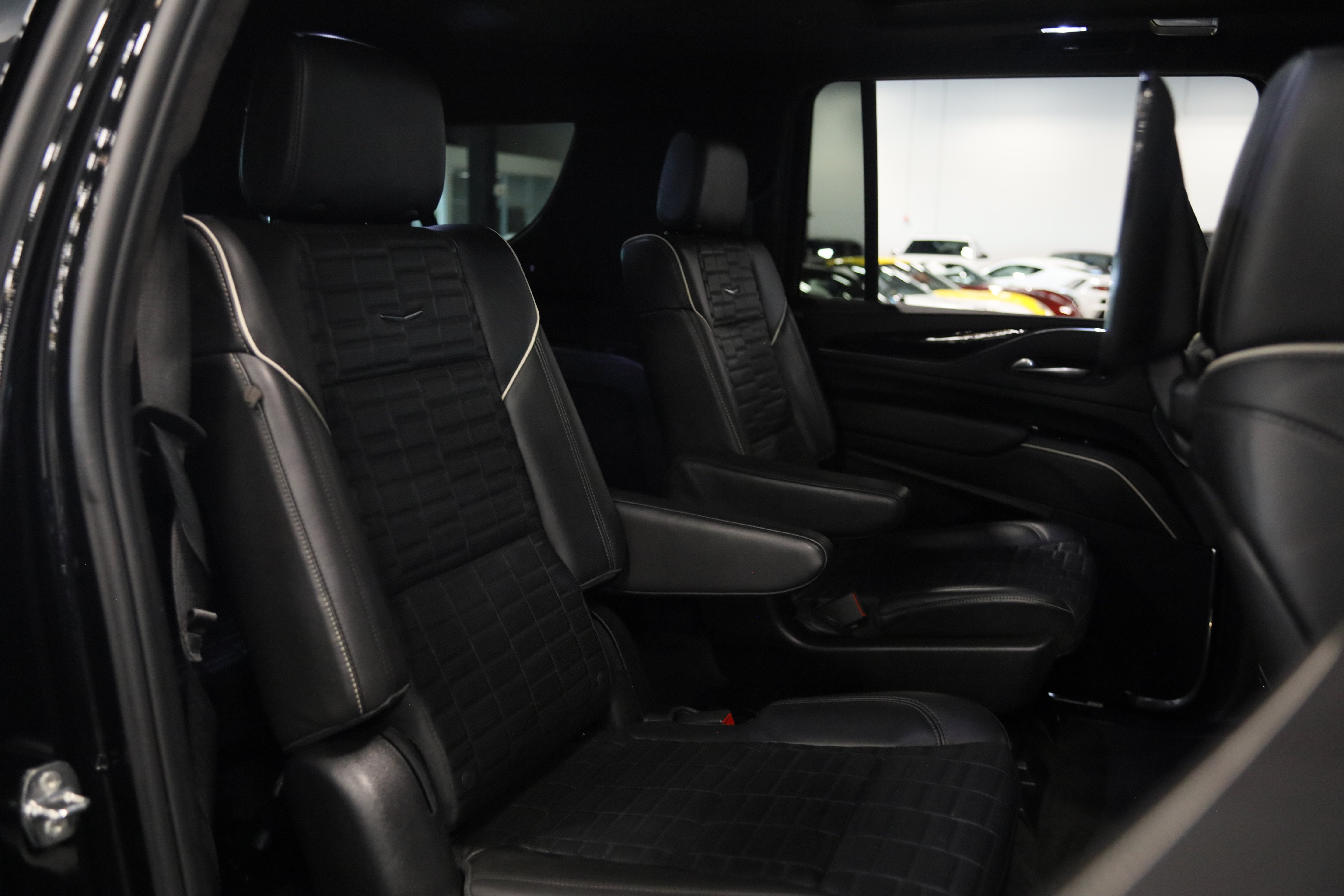 2024 Cadillac Escalade ESV AWD V-Series