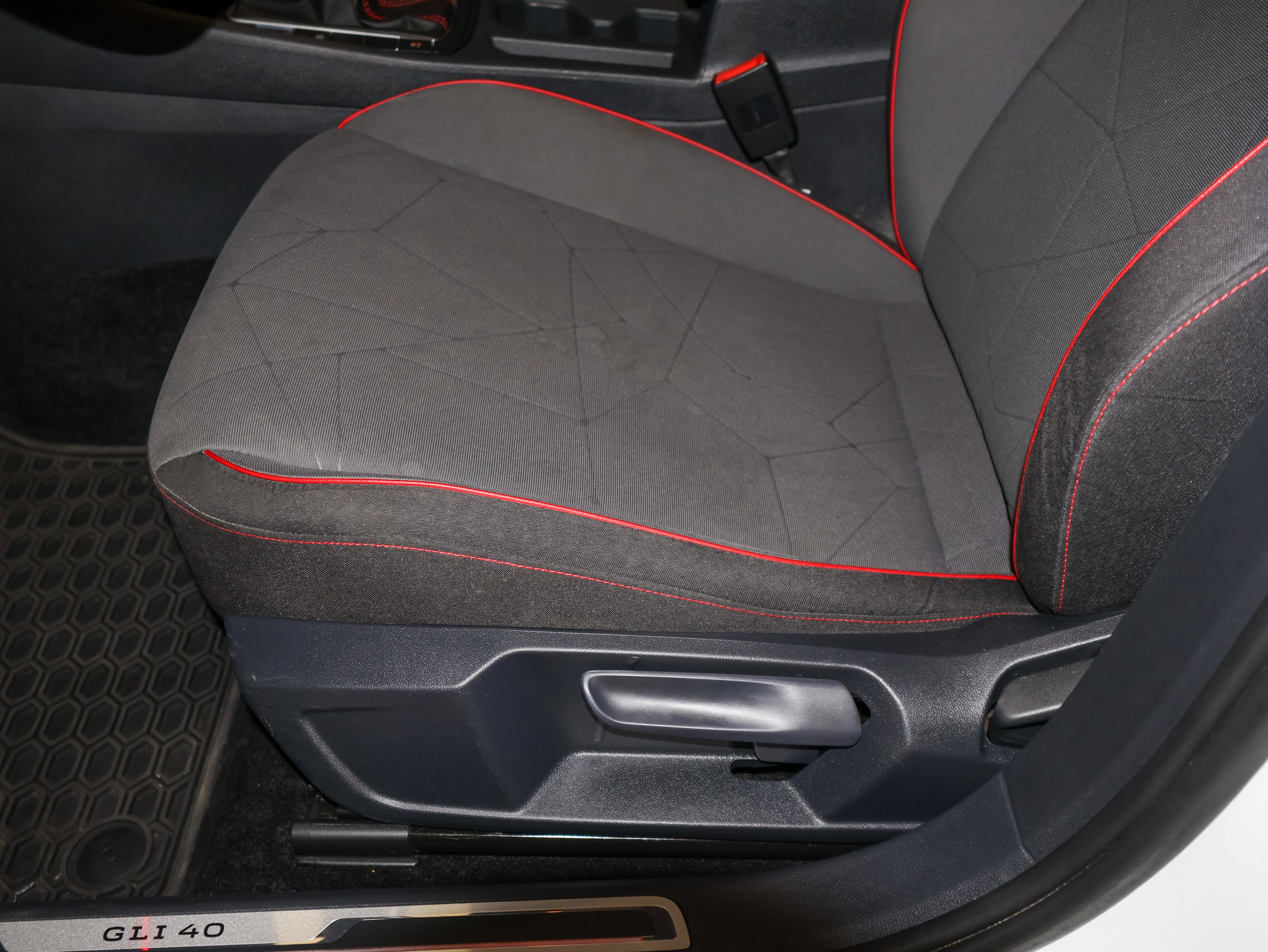 2024 Volkswagen Jetta GLI 40th Anniversary Edition