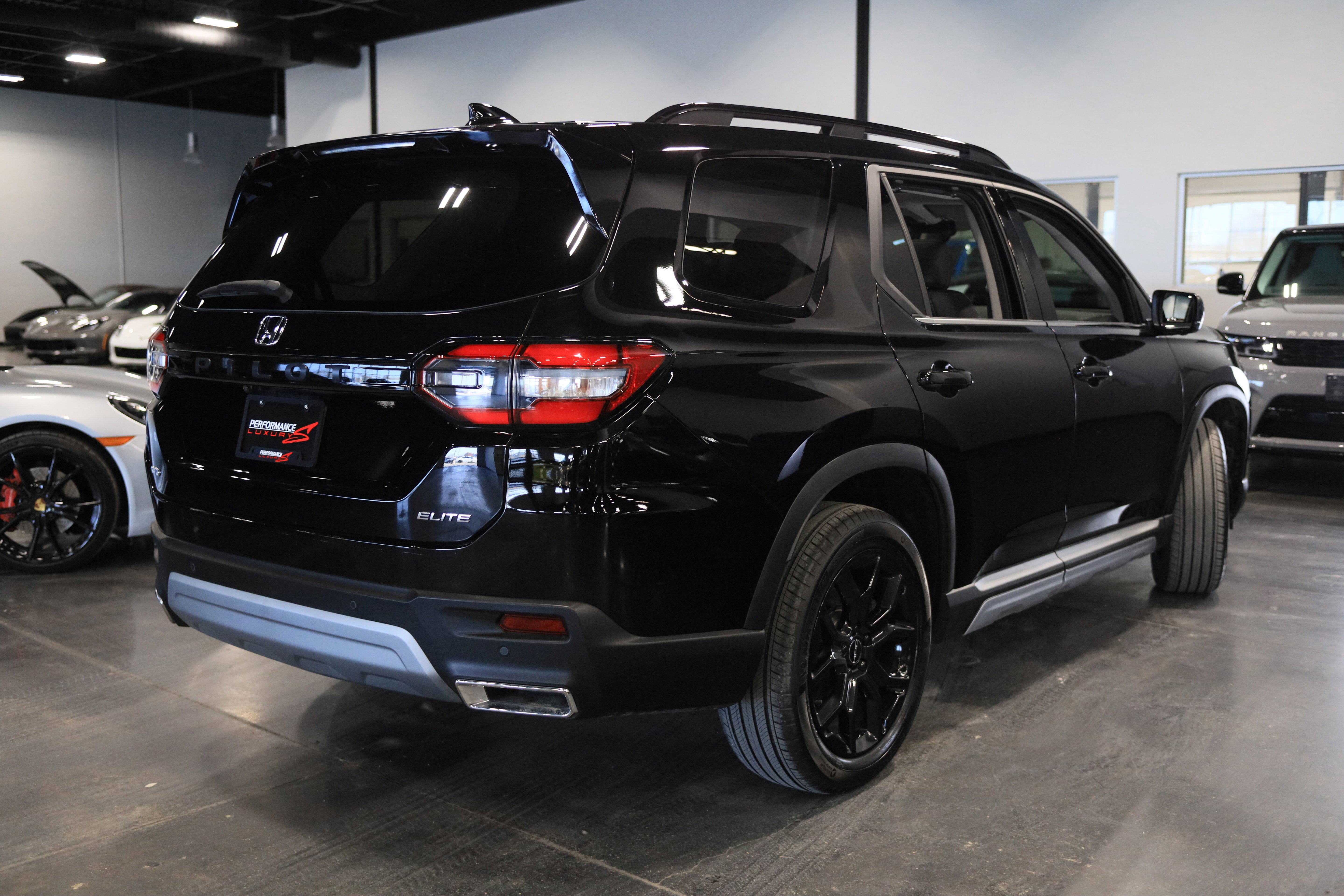 2025 Honda Pilot Elite