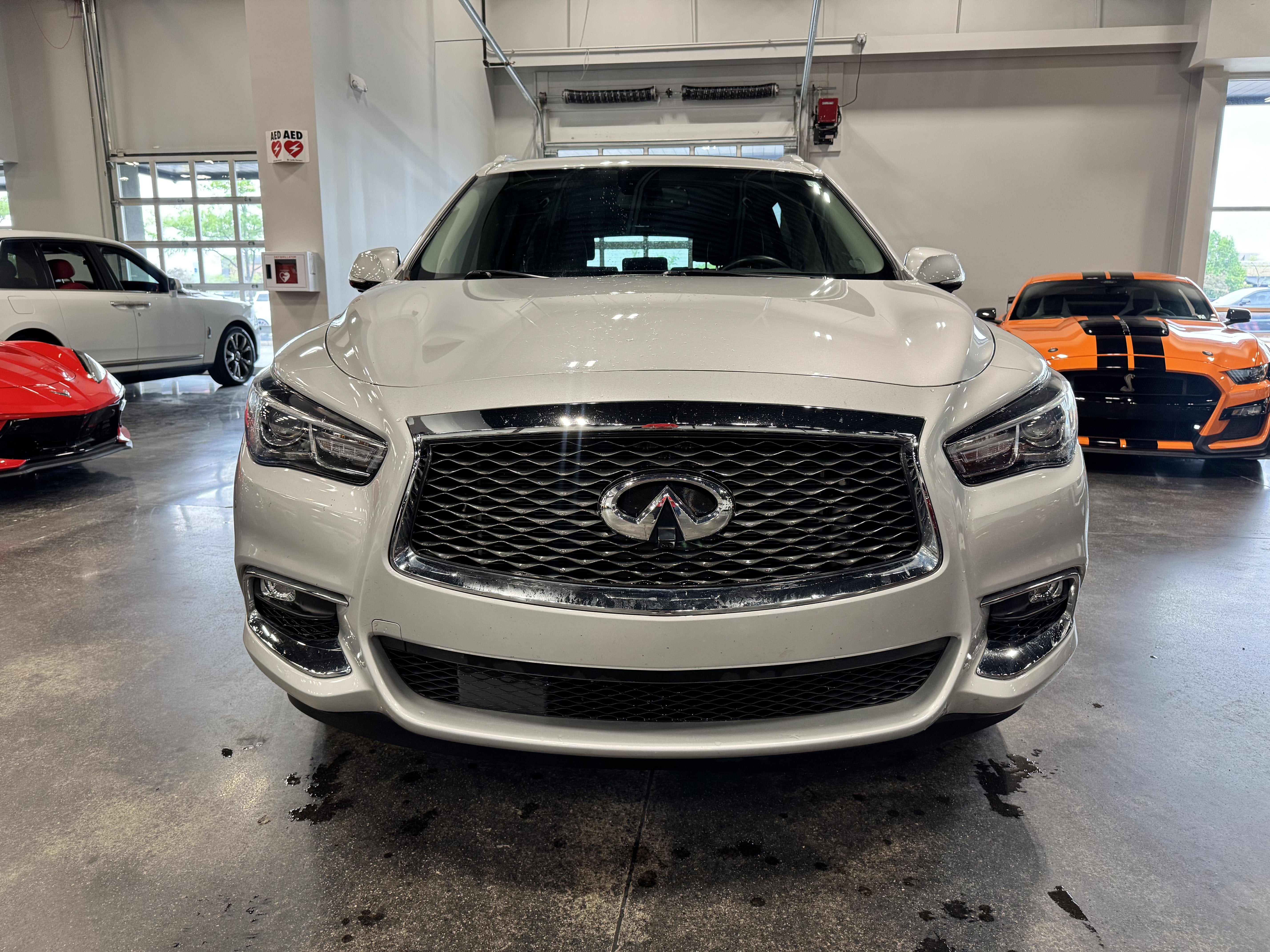 2017 INFINITI QX60 Base