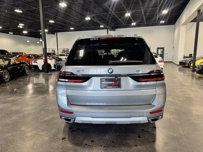 2025 BMW X7 xDrive40i