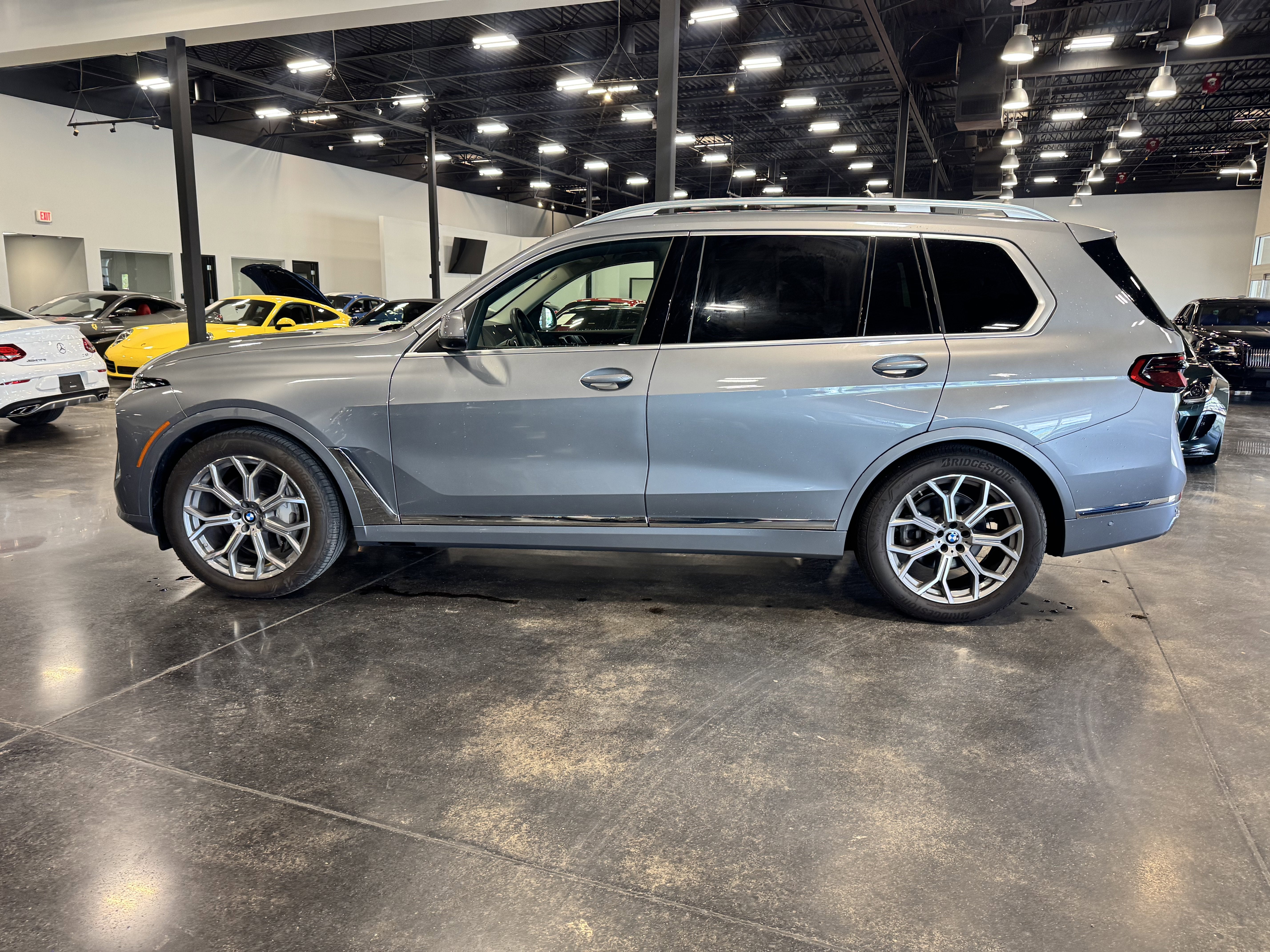 2025 BMW X7 xDrive40i