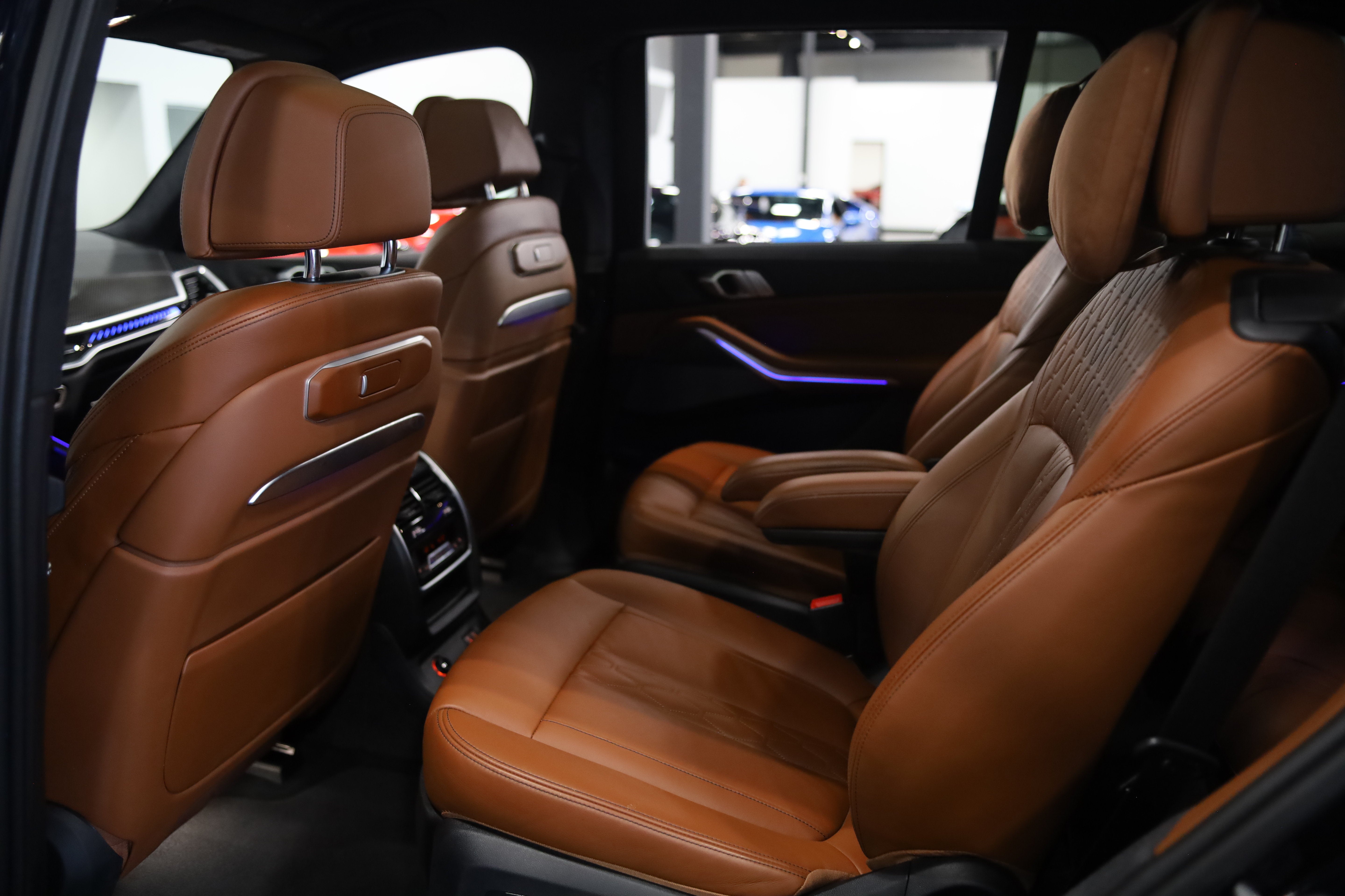 2024 BMW X7 M60i