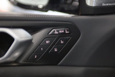 2024 BMW X7 M60i