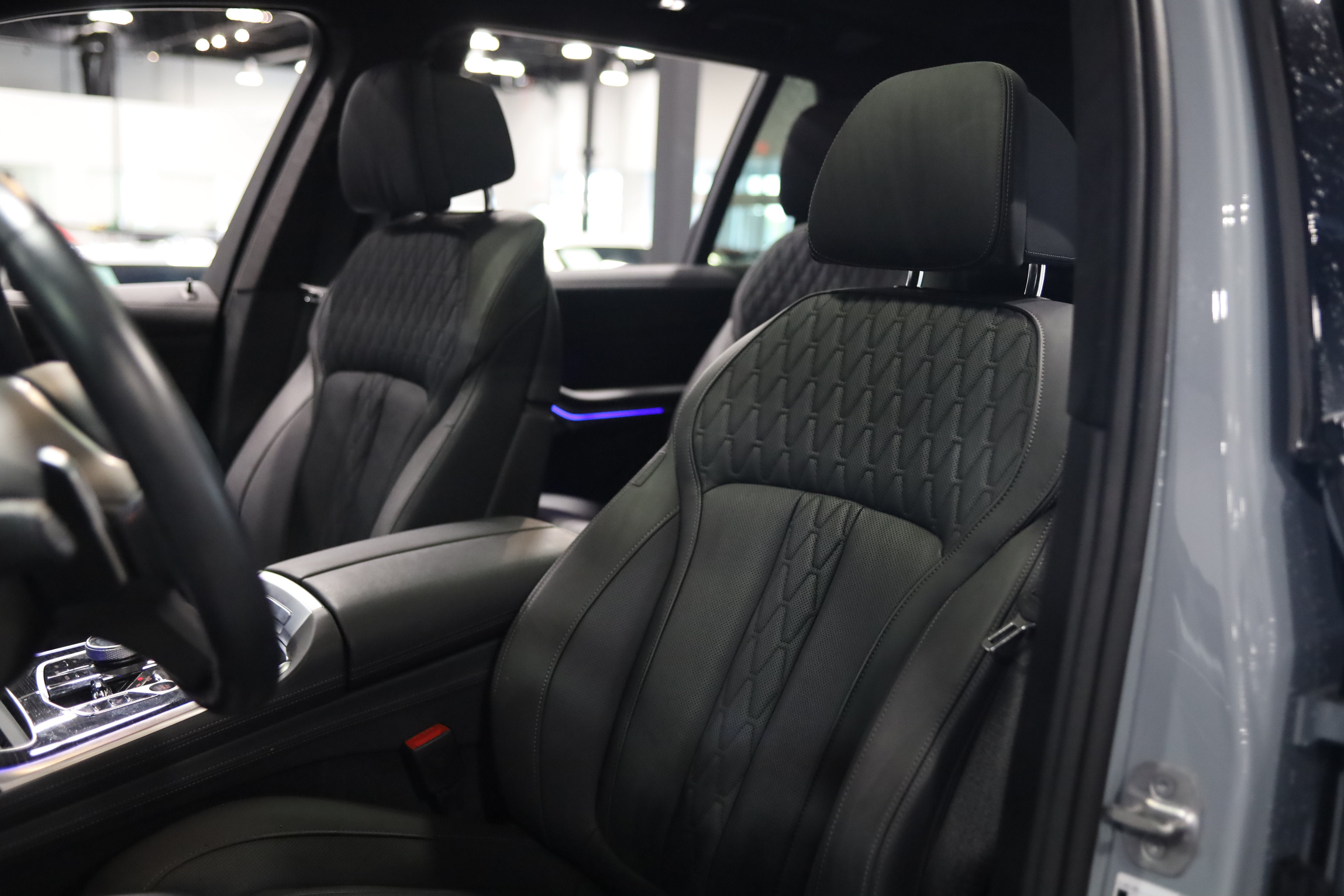 2024 BMW X7 M60i
