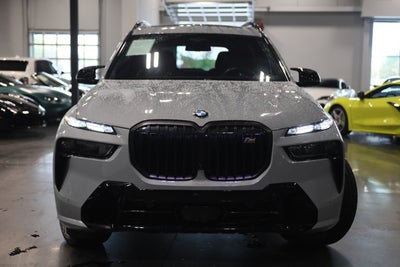 2024 BMW X7 M60i