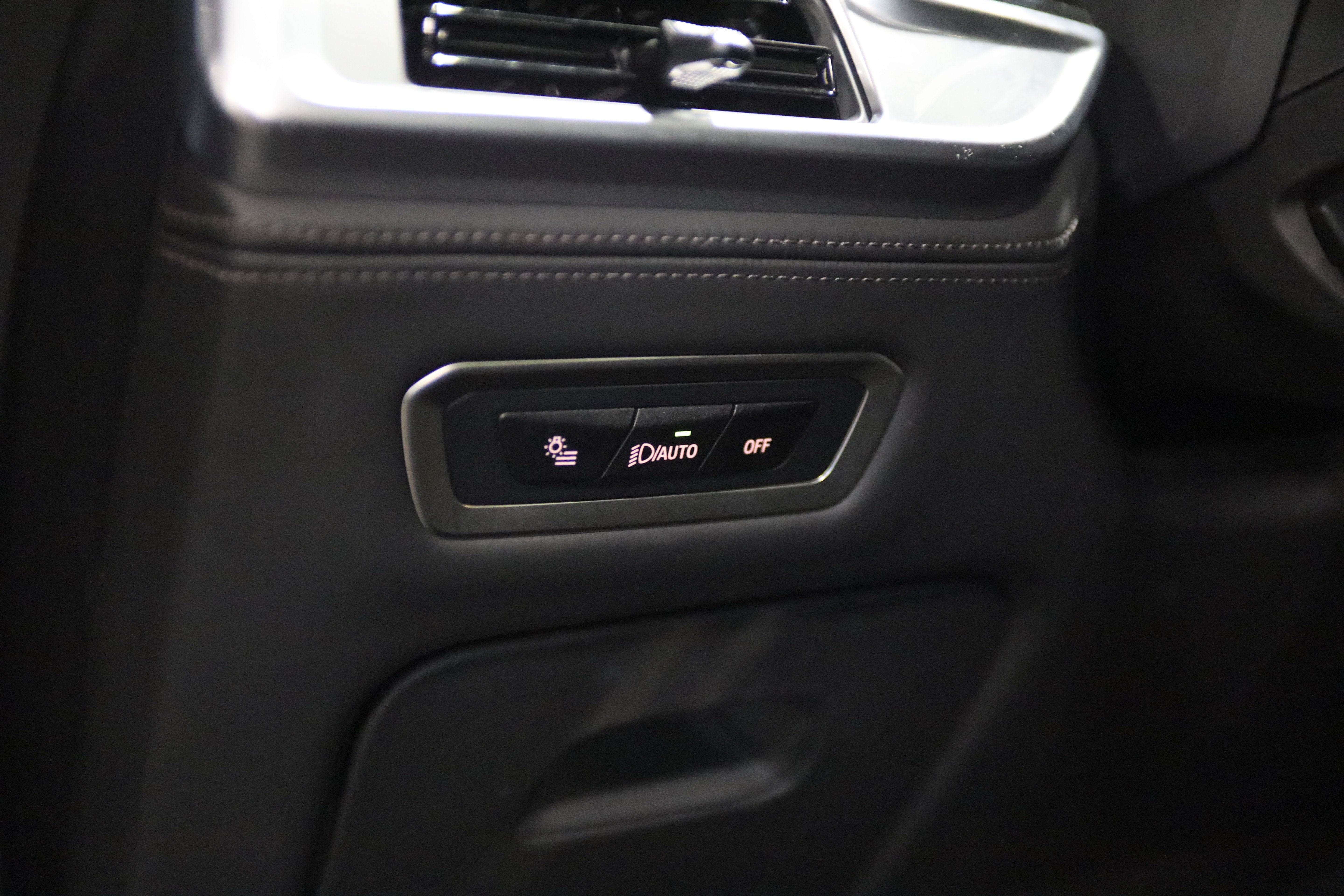 2024 BMW X7 M60i