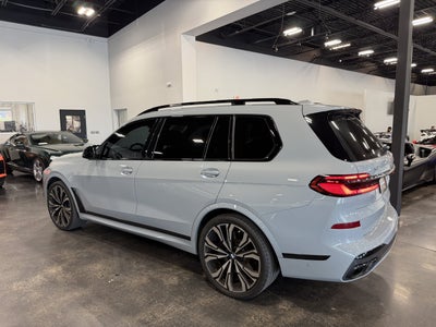2024 BMW X7 M60i