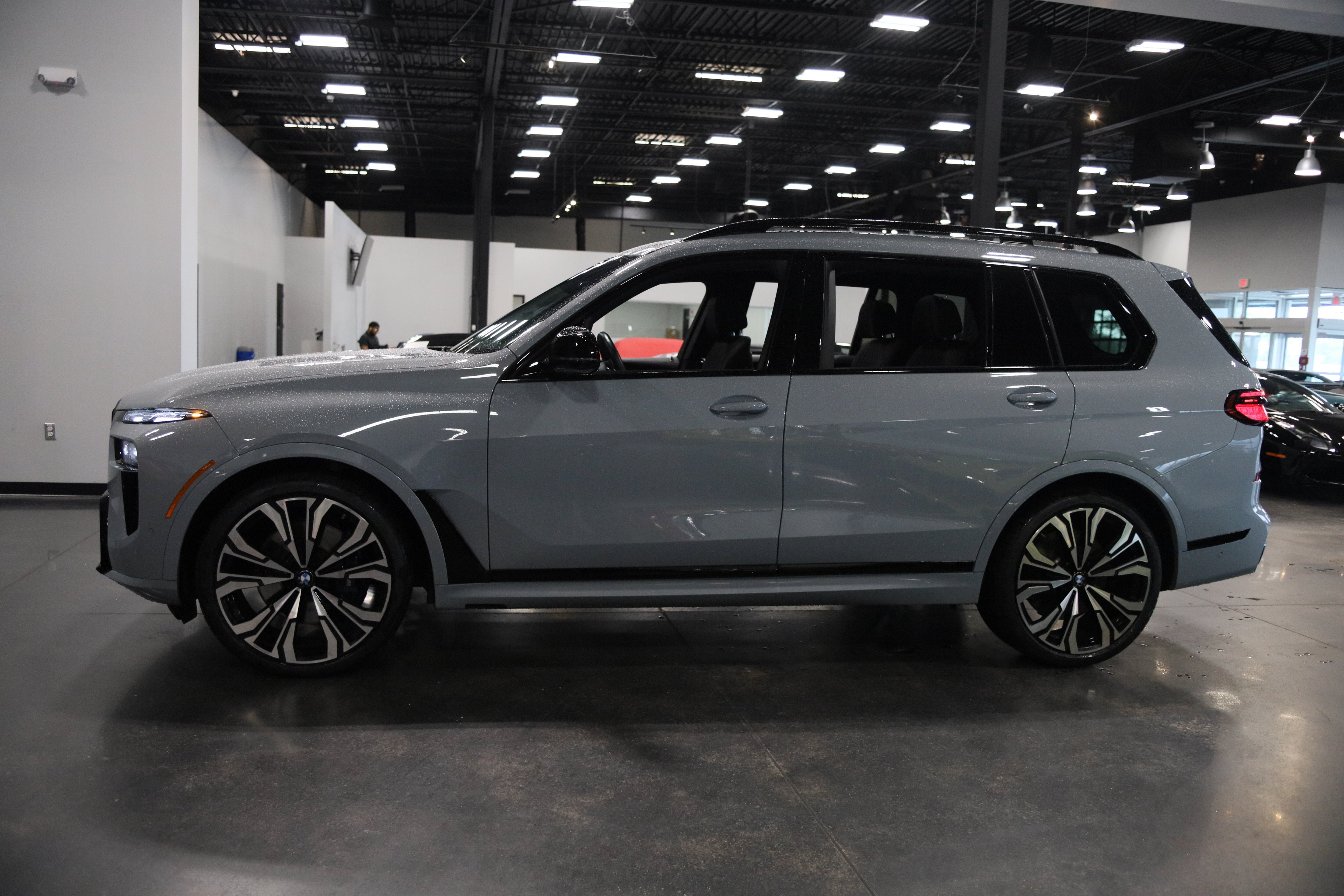 2024 BMW X7 M60i