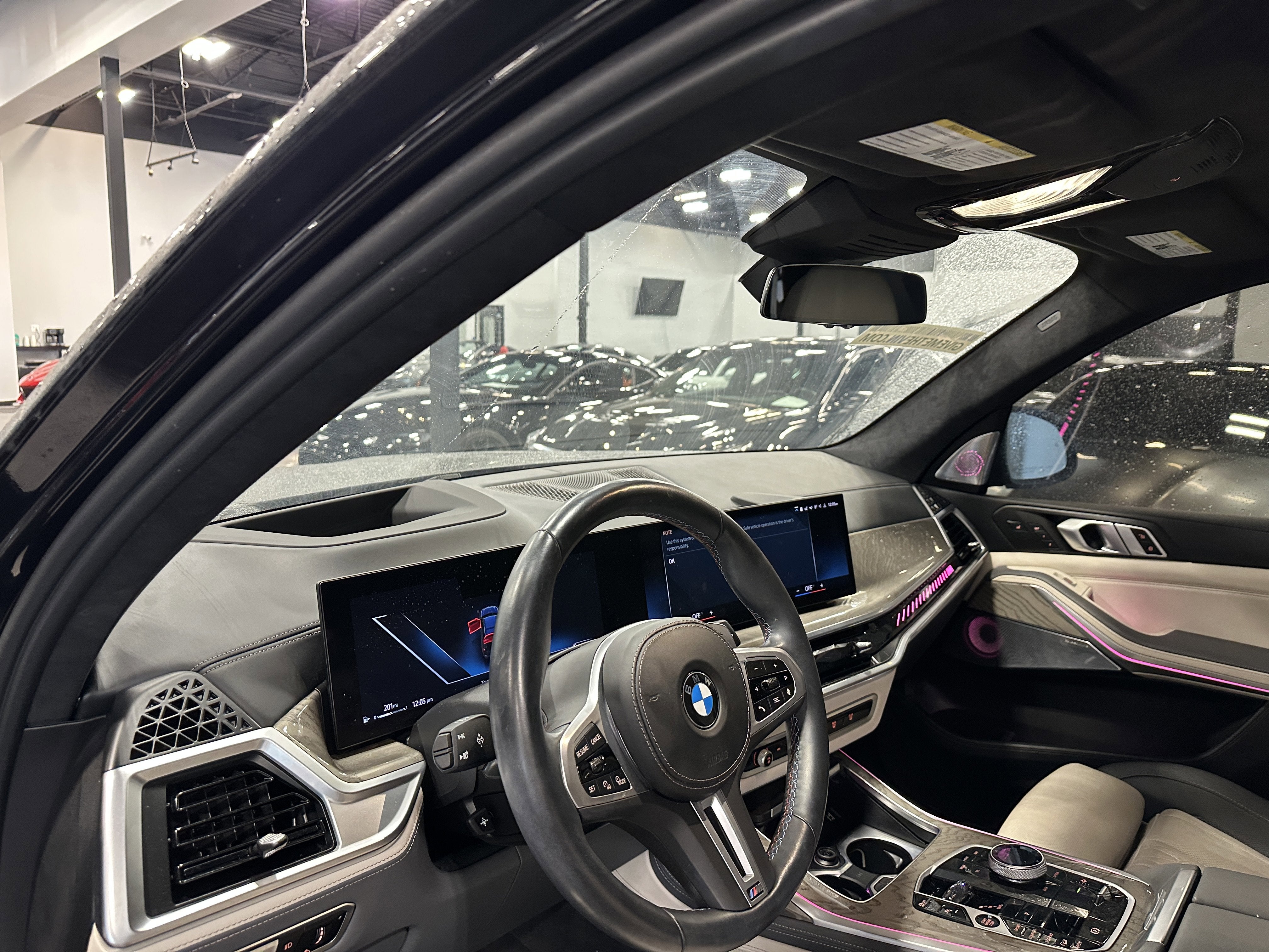 2023 BMW X7 M60i