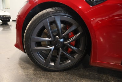 2023 Tesla Model S Plaid