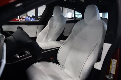 2023 Tesla Model S Plaid