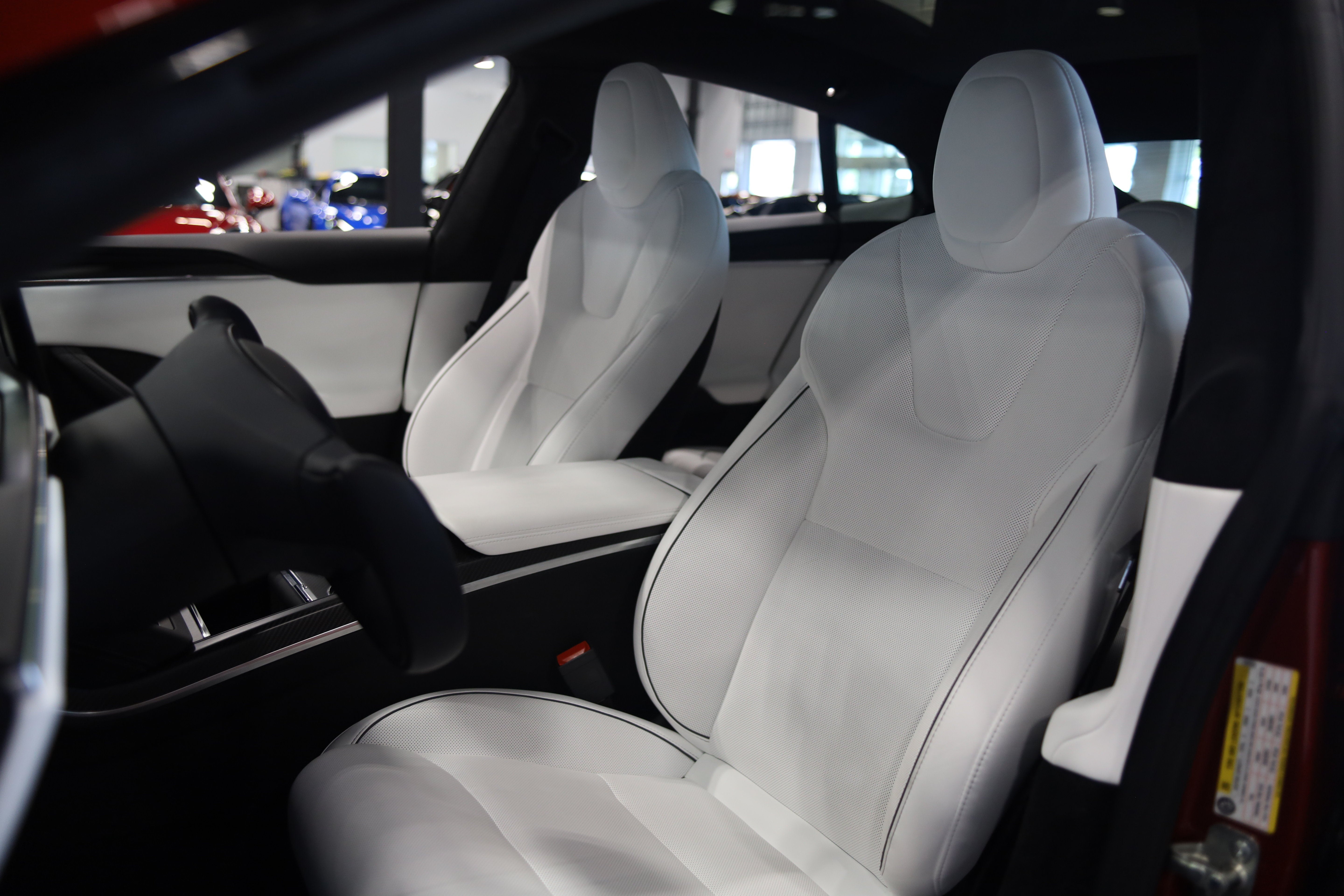 2023 Tesla Model S Plaid