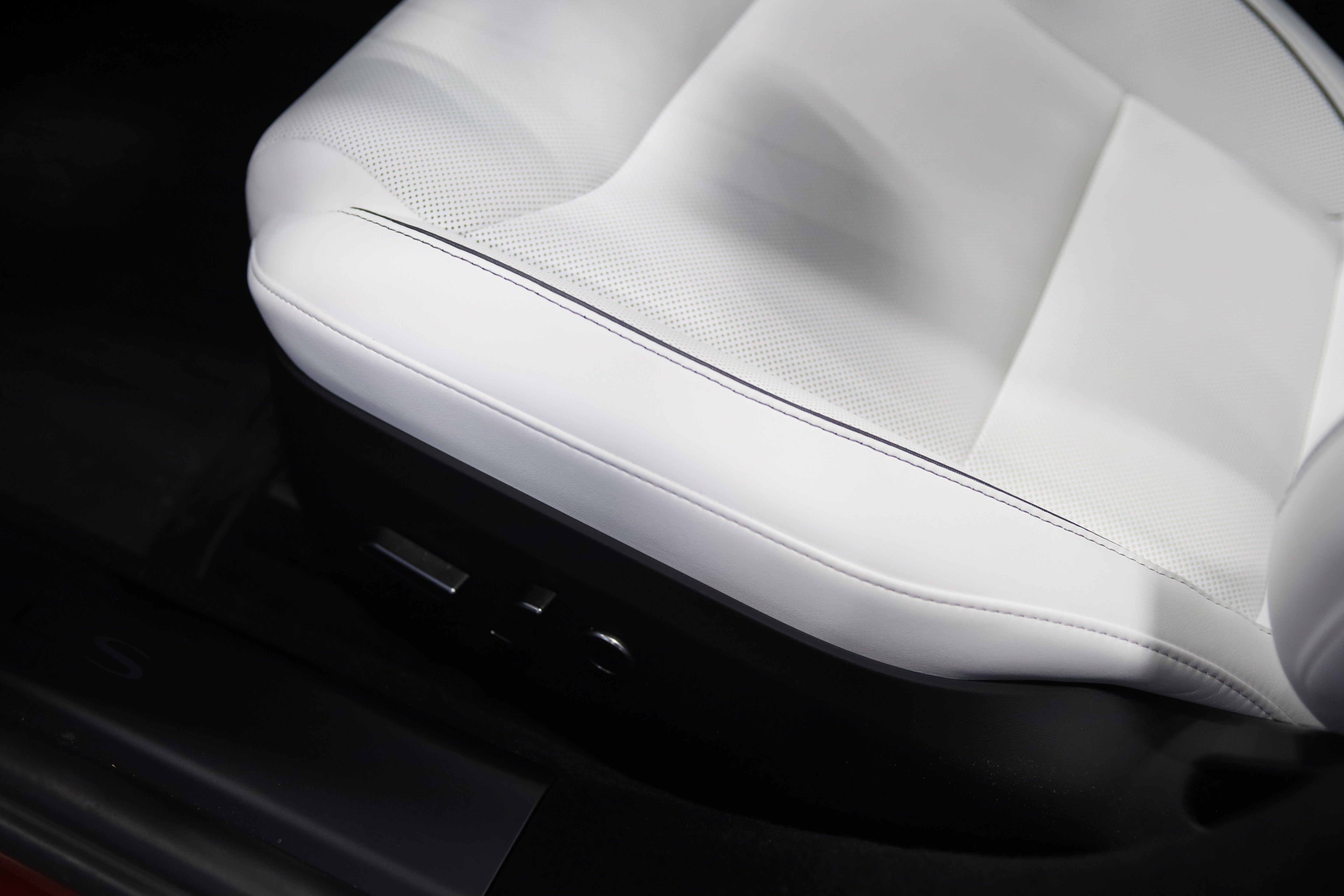2023 Tesla Model S Plaid