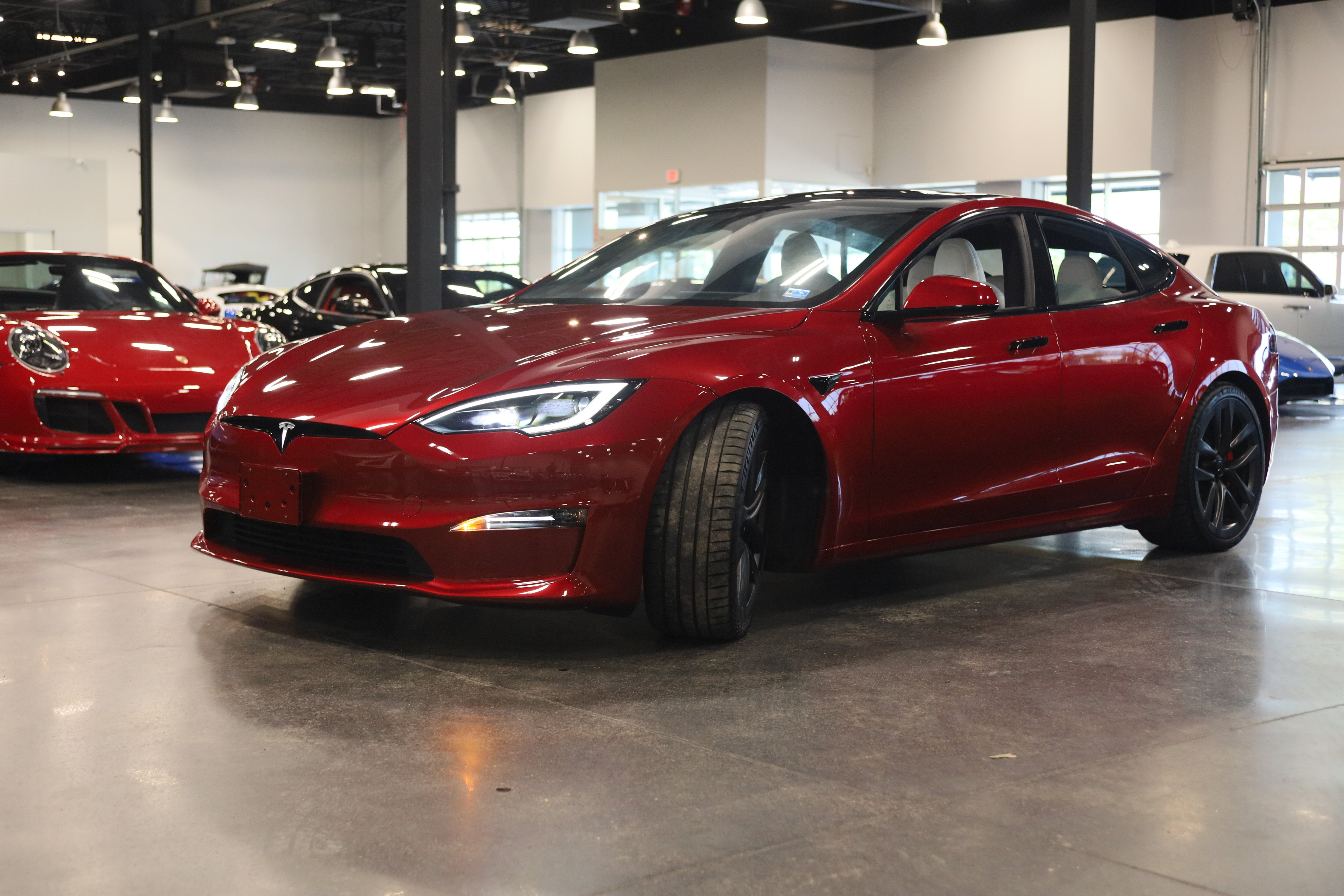 2023 Tesla Model S Plaid