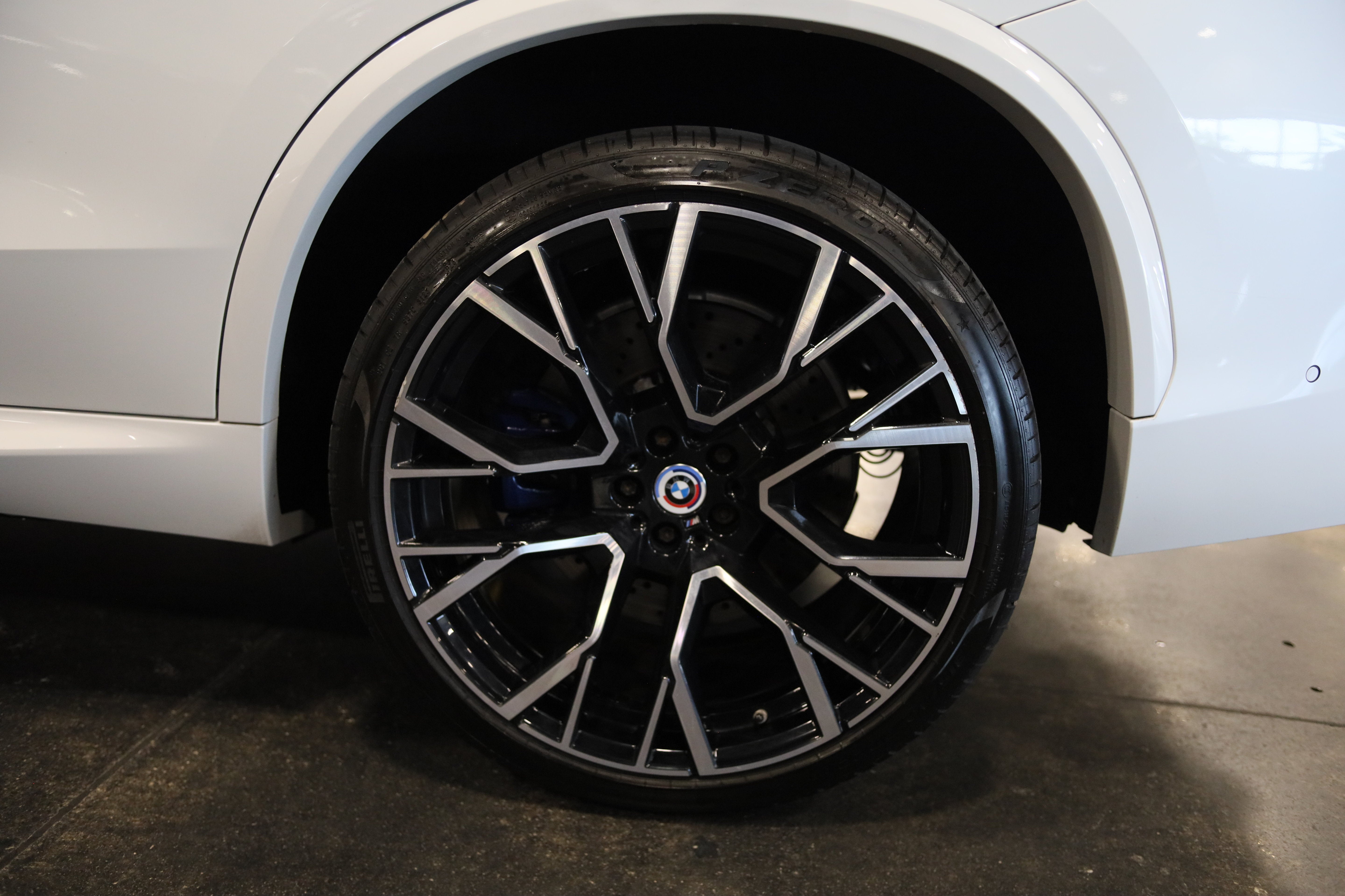 2023 BMW X5 M Base