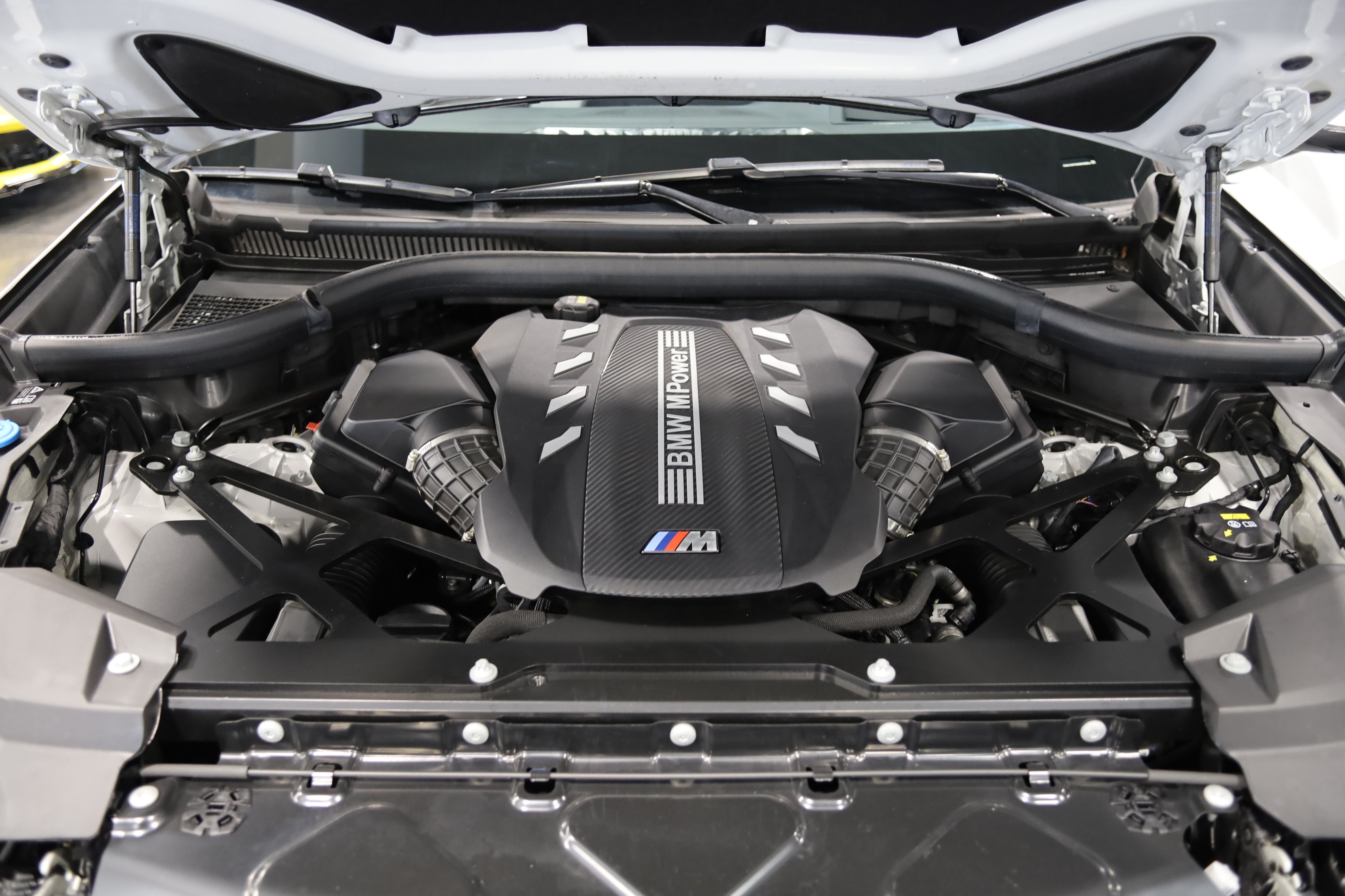 2023 BMW X5 M Base