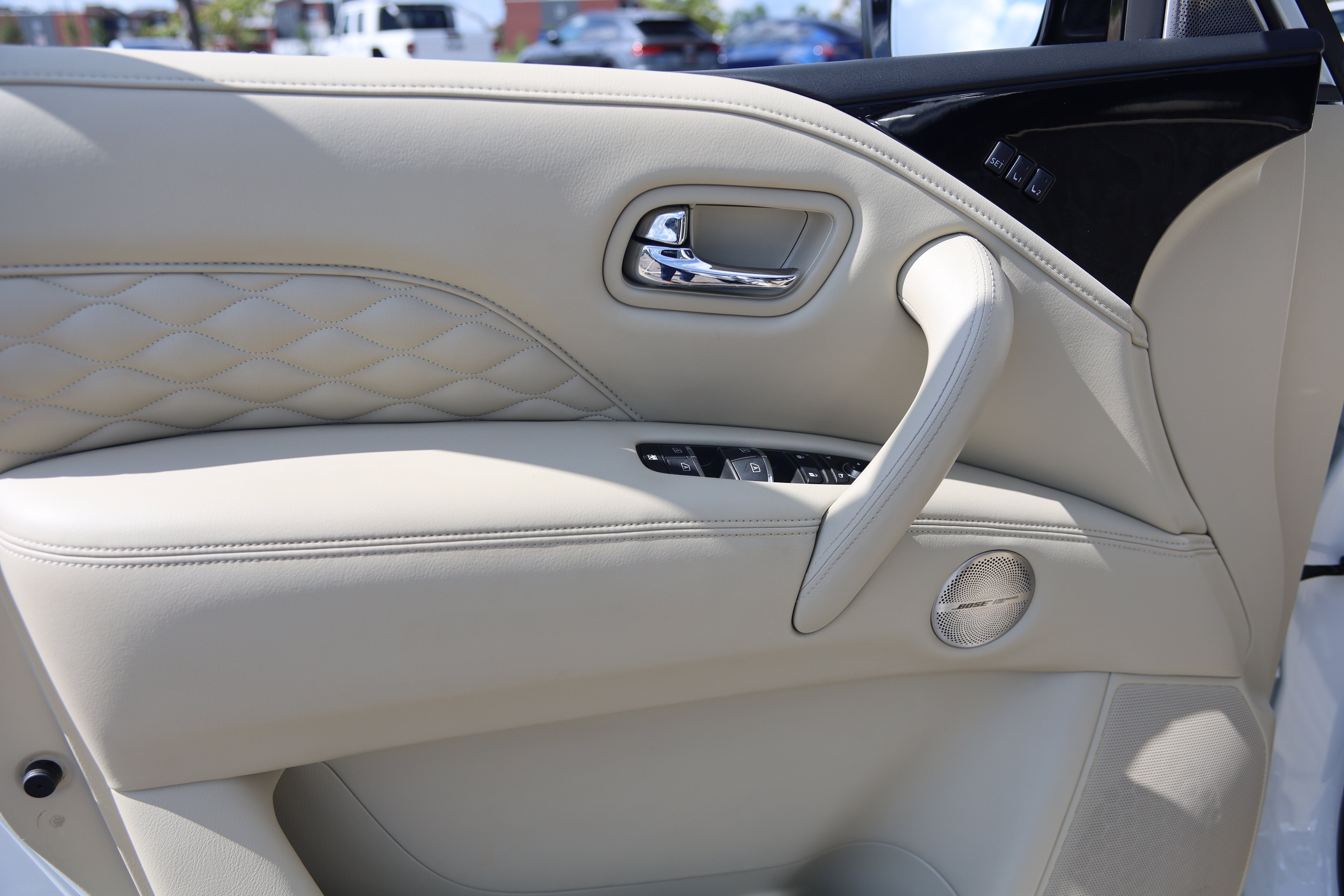 2024 INFINITI QX80 SENSORY
