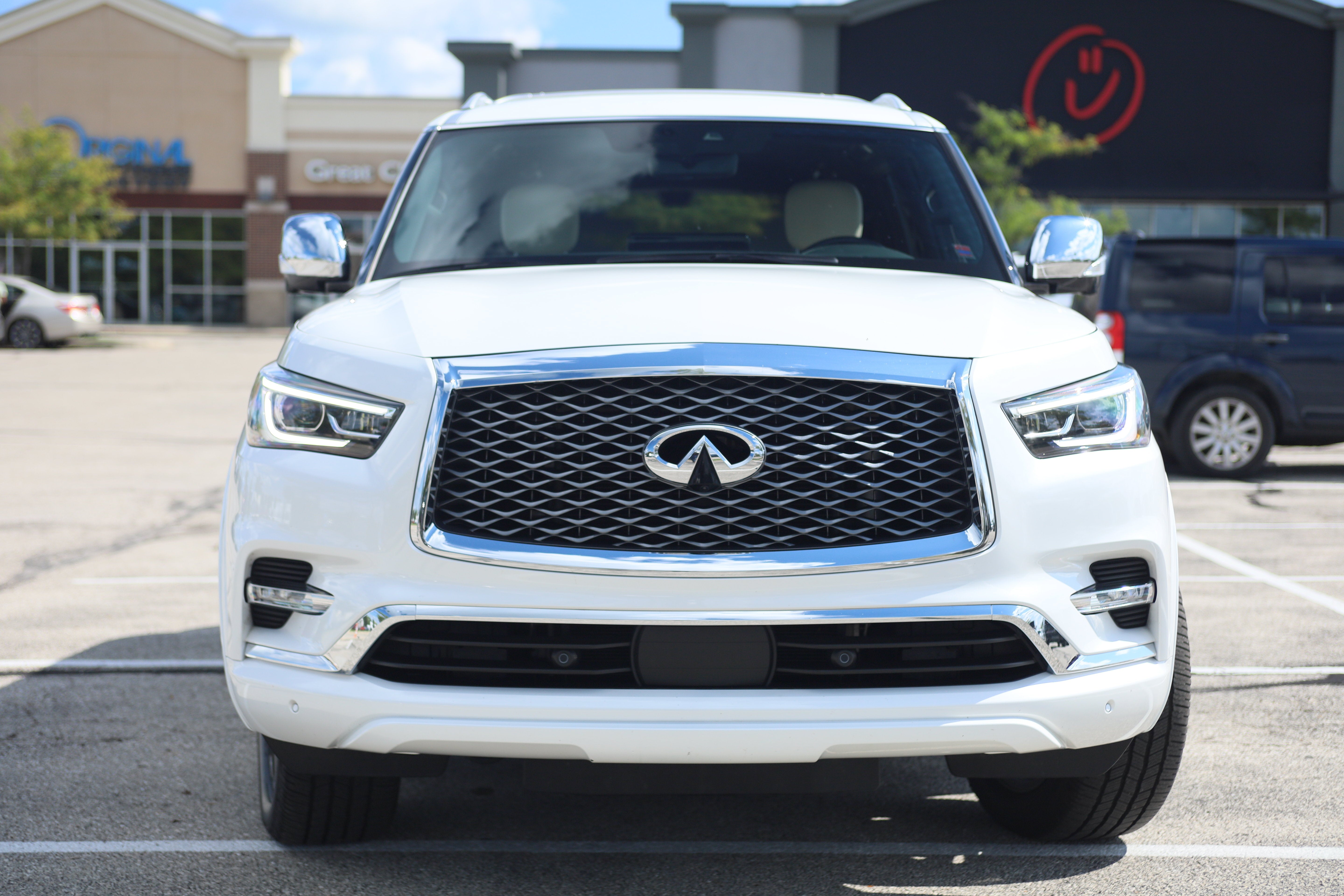 2024 INFINITI QX80 SENSORY