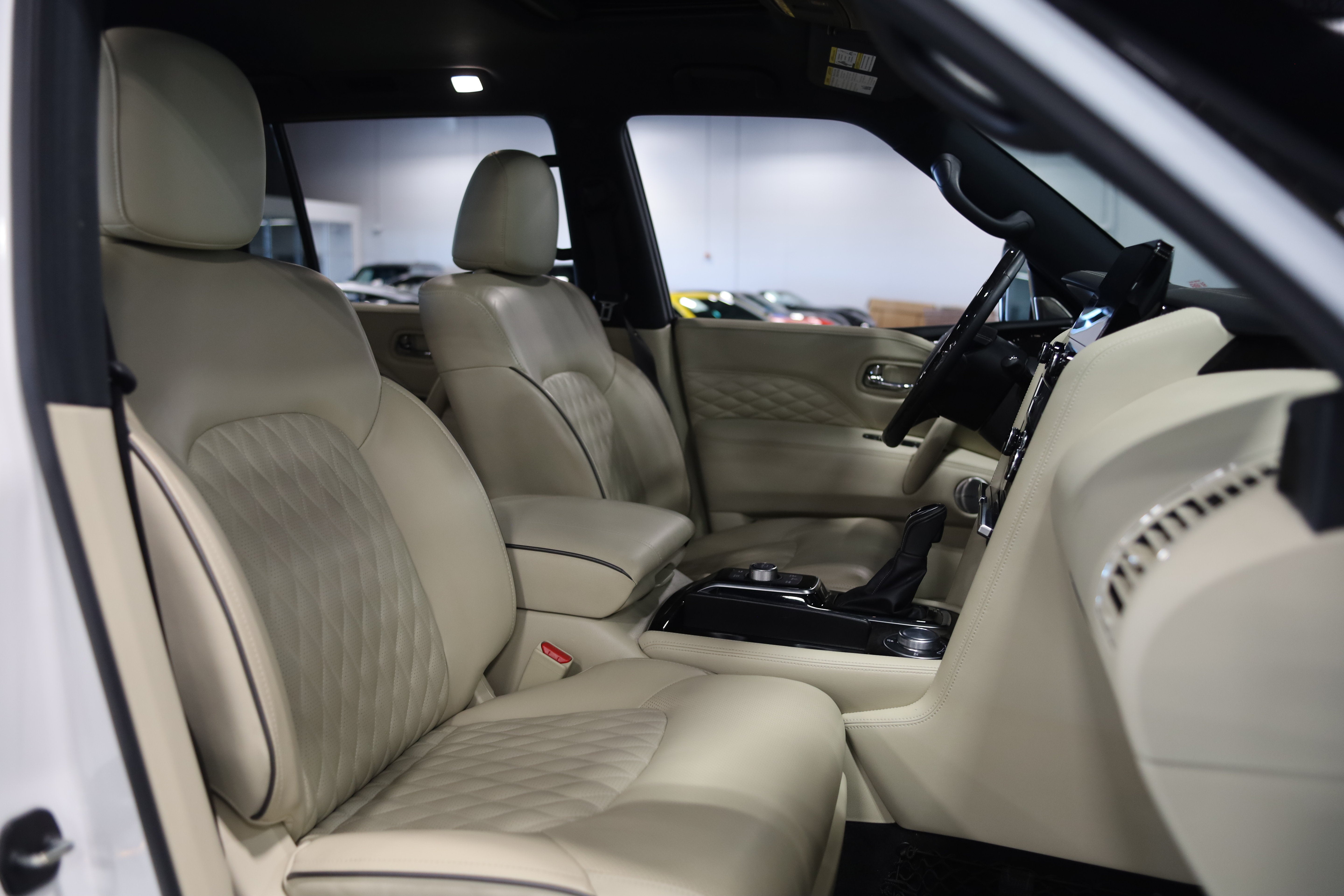 2024 INFINITI QX80 SENSORY