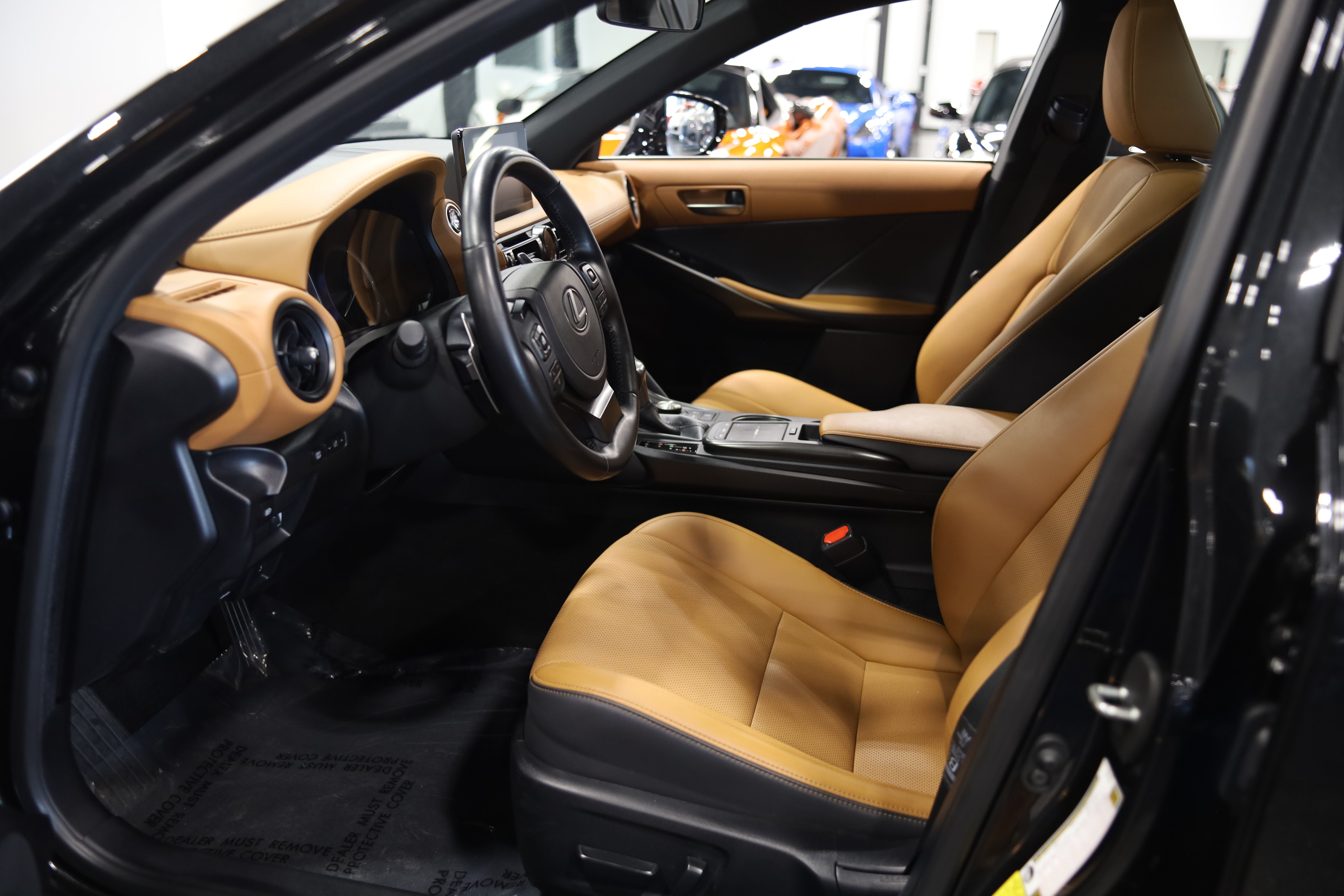 2025 Lexus IS IS 350 F SPORT Design