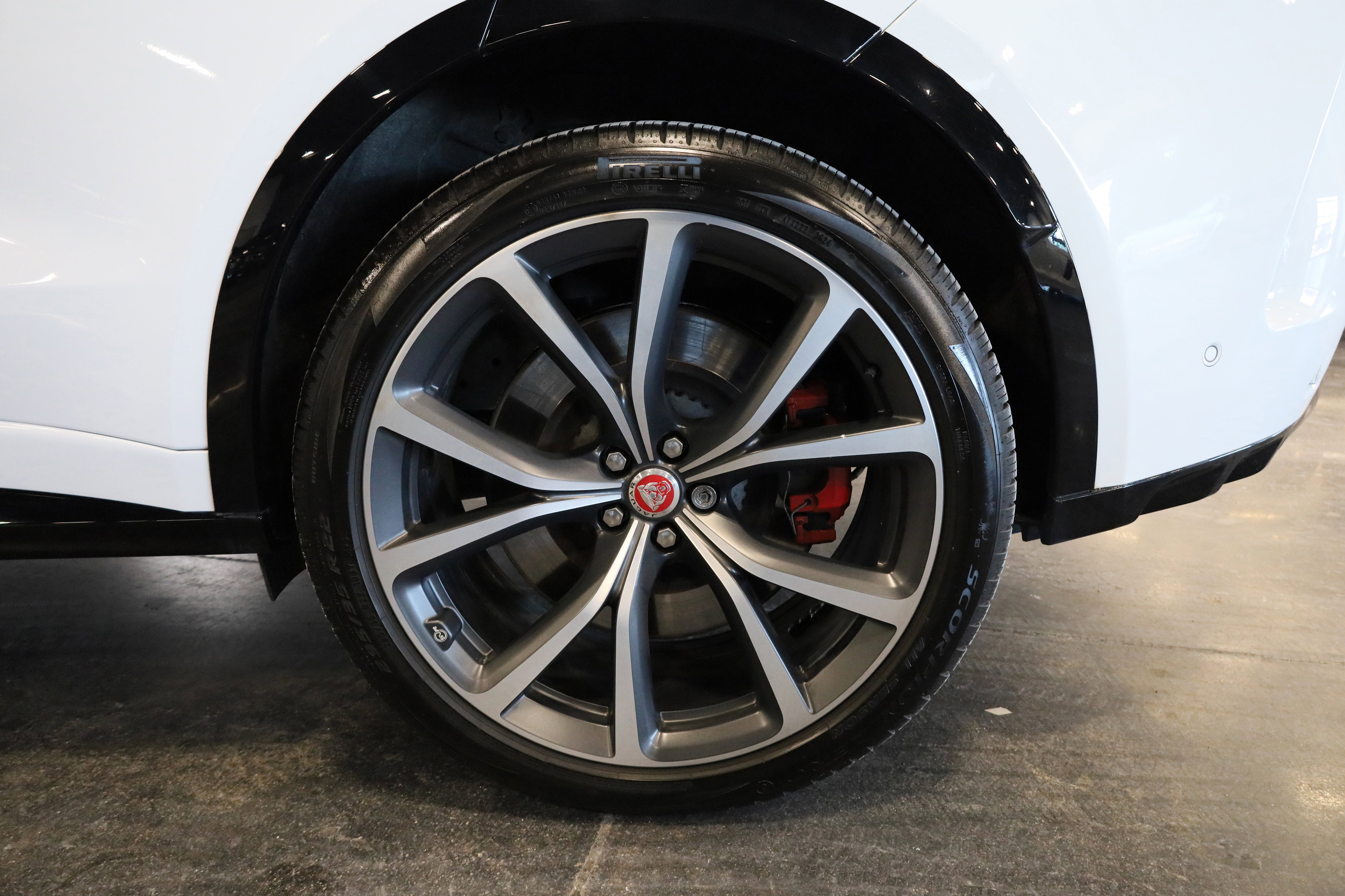 2023 Jaguar F-PACE SVR