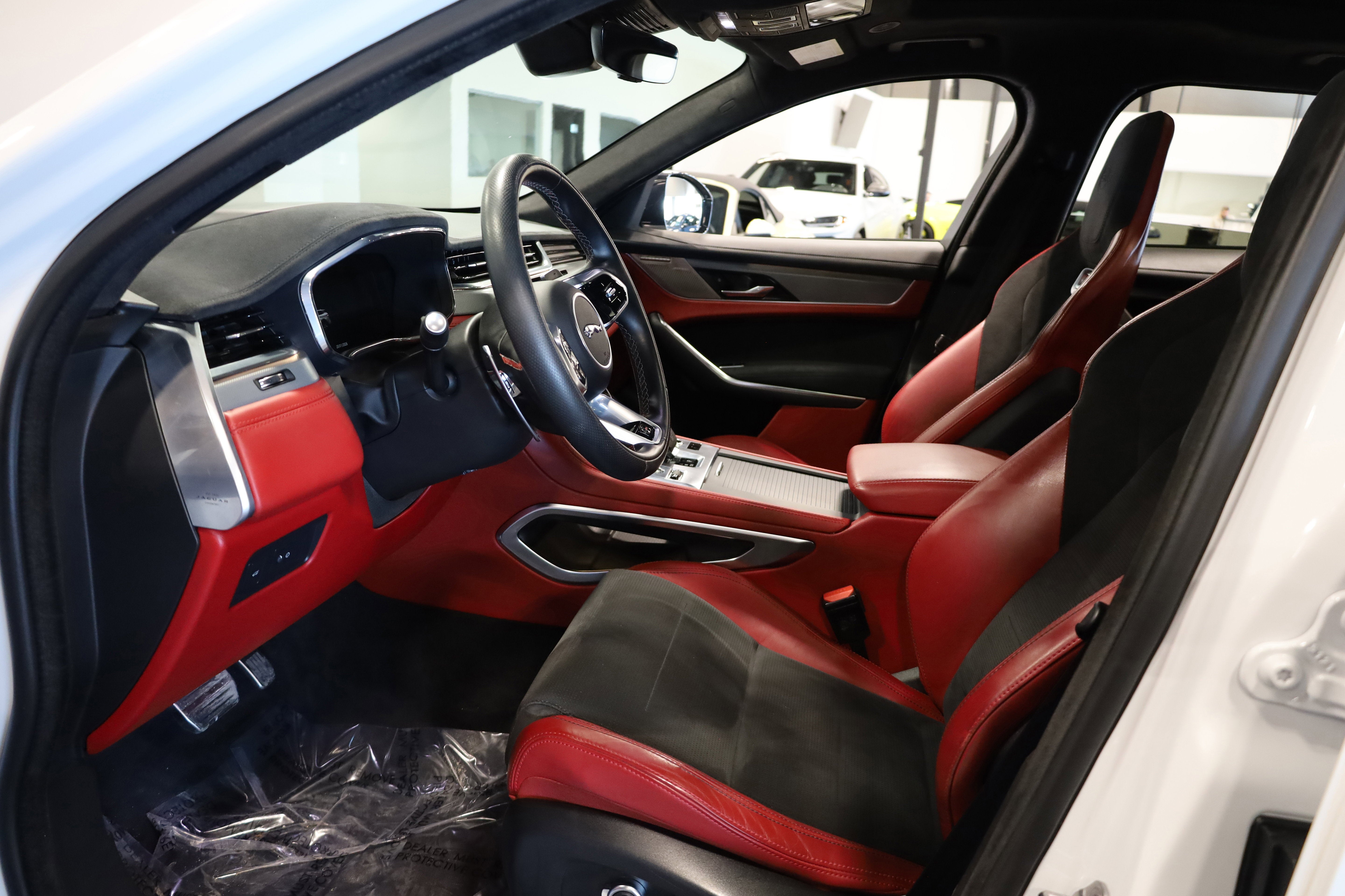 2023 Jaguar F-PACE SVR