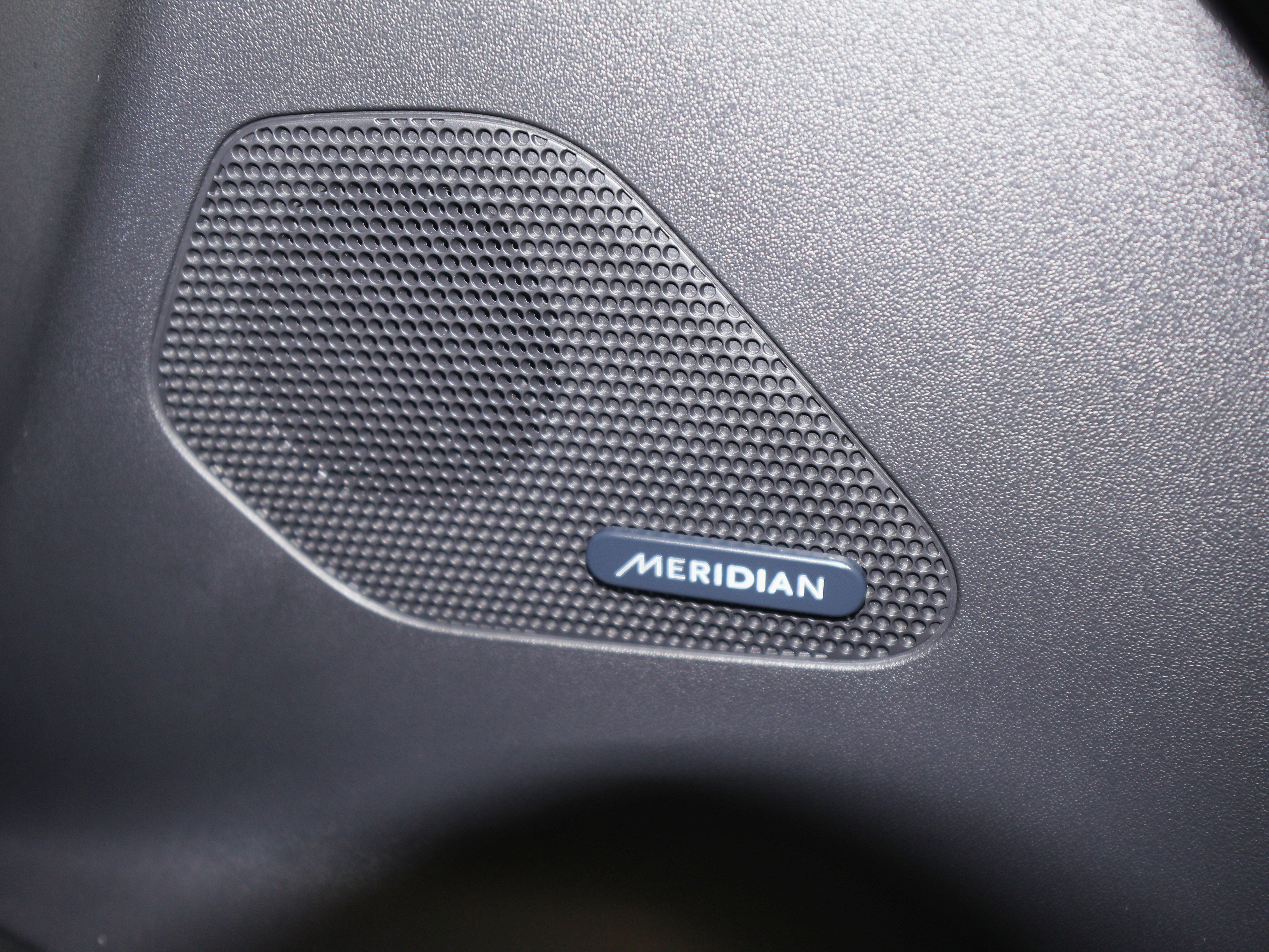 2020 Jaguar F-PACE SVR