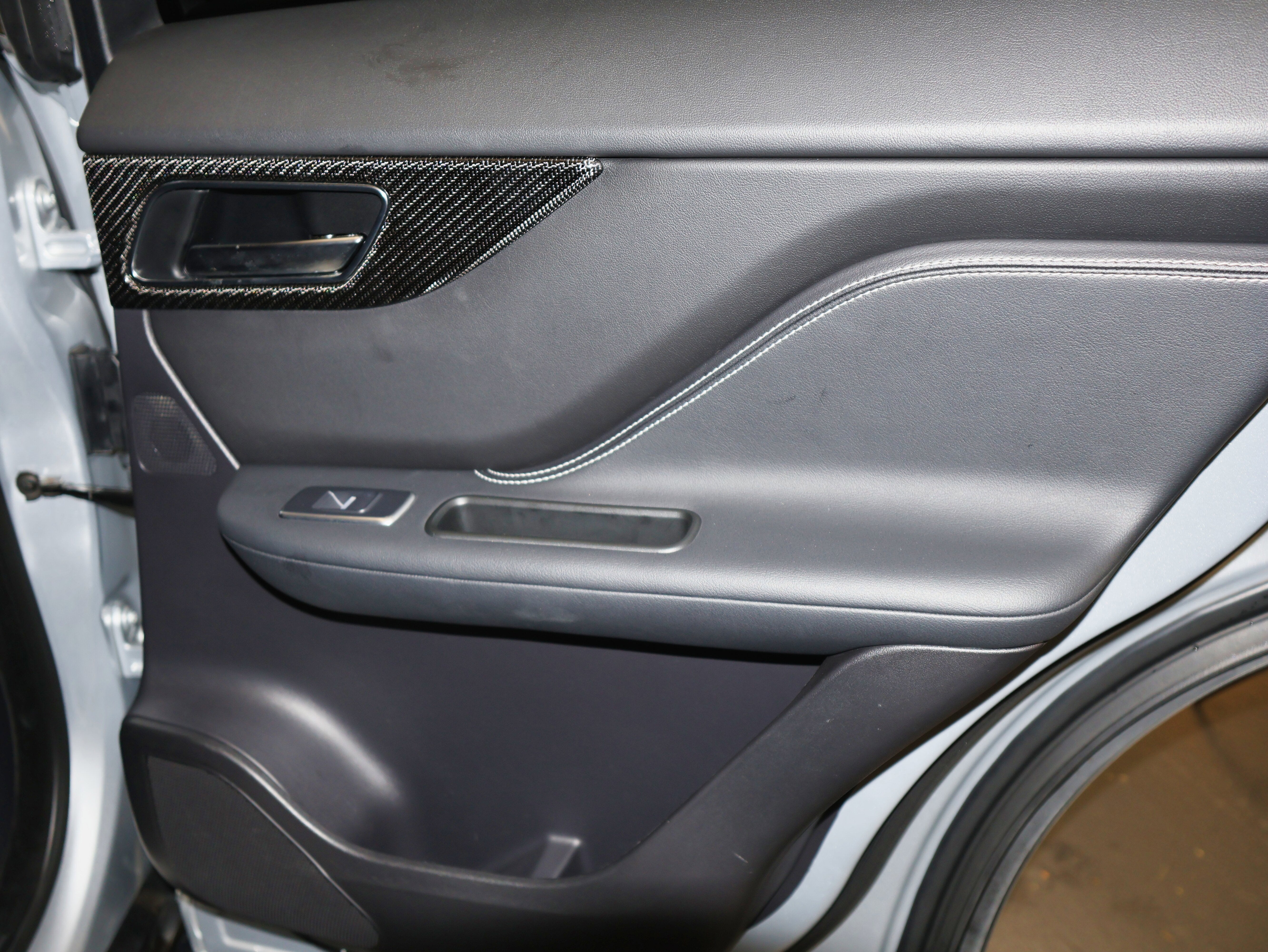 2020 Jaguar F-PACE SVR